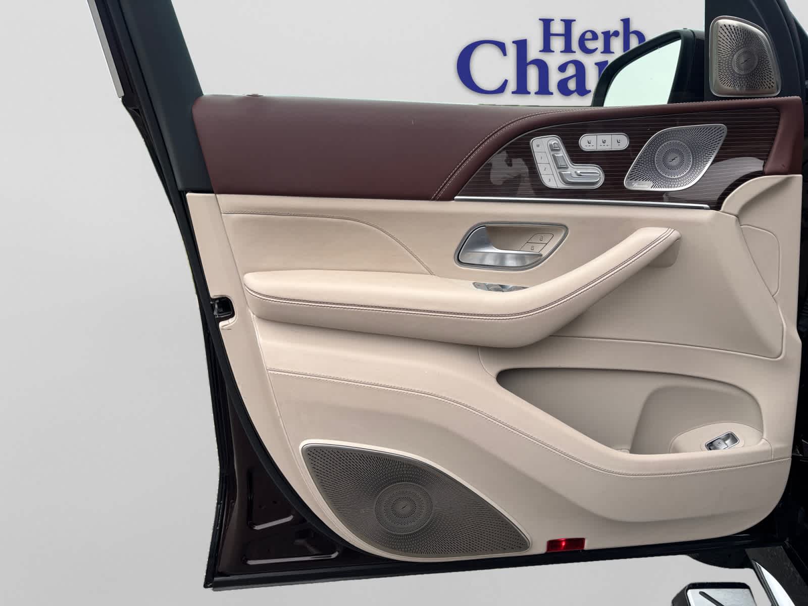 used 2023 Mercedes-Benz Maybach GLS 600 car, priced at $127,998