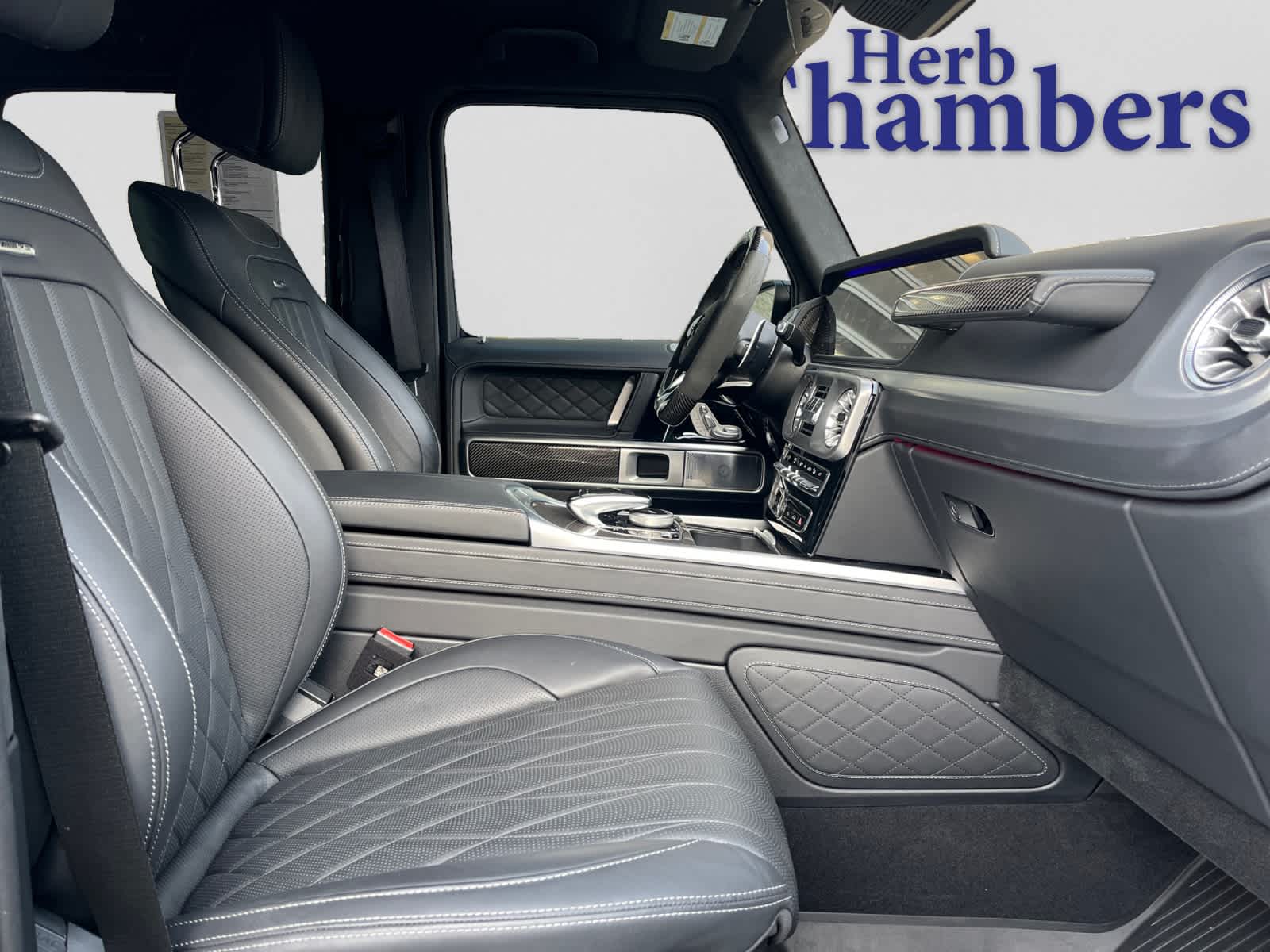 used 2024 Mercedes-Benz AMG G 63 car, priced at $189,998