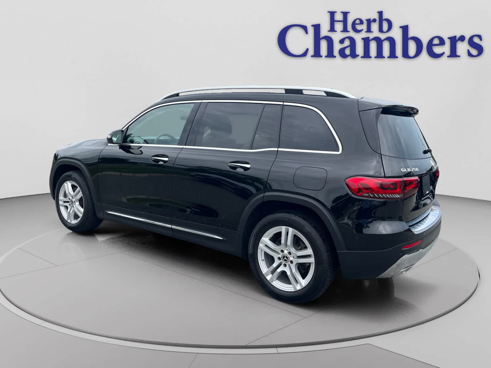 used 2023 Mercedes-Benz GLB 250 car, priced at $33,998