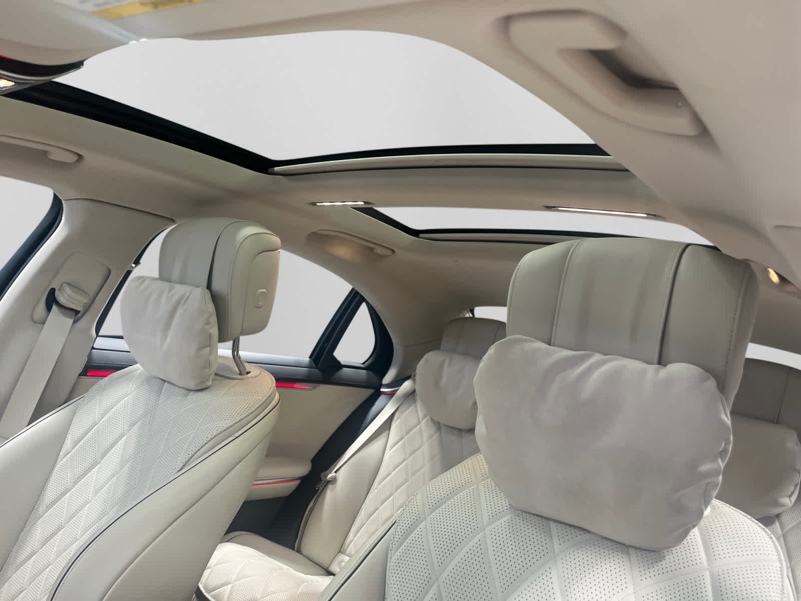 used 2022 Mercedes-Benz S-Class car, priced at $76,998