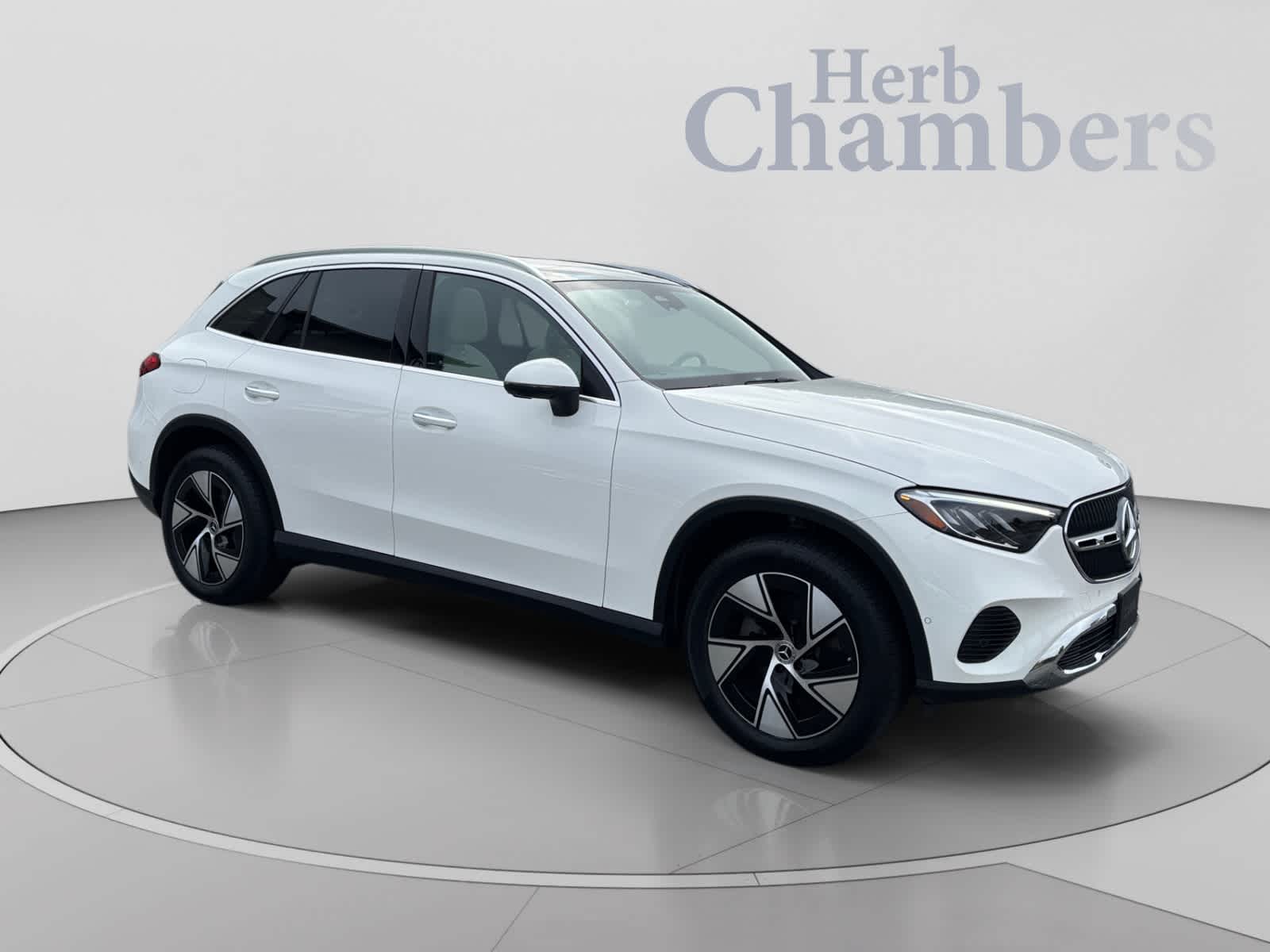 2024 Mercedes-Benz GLC 300