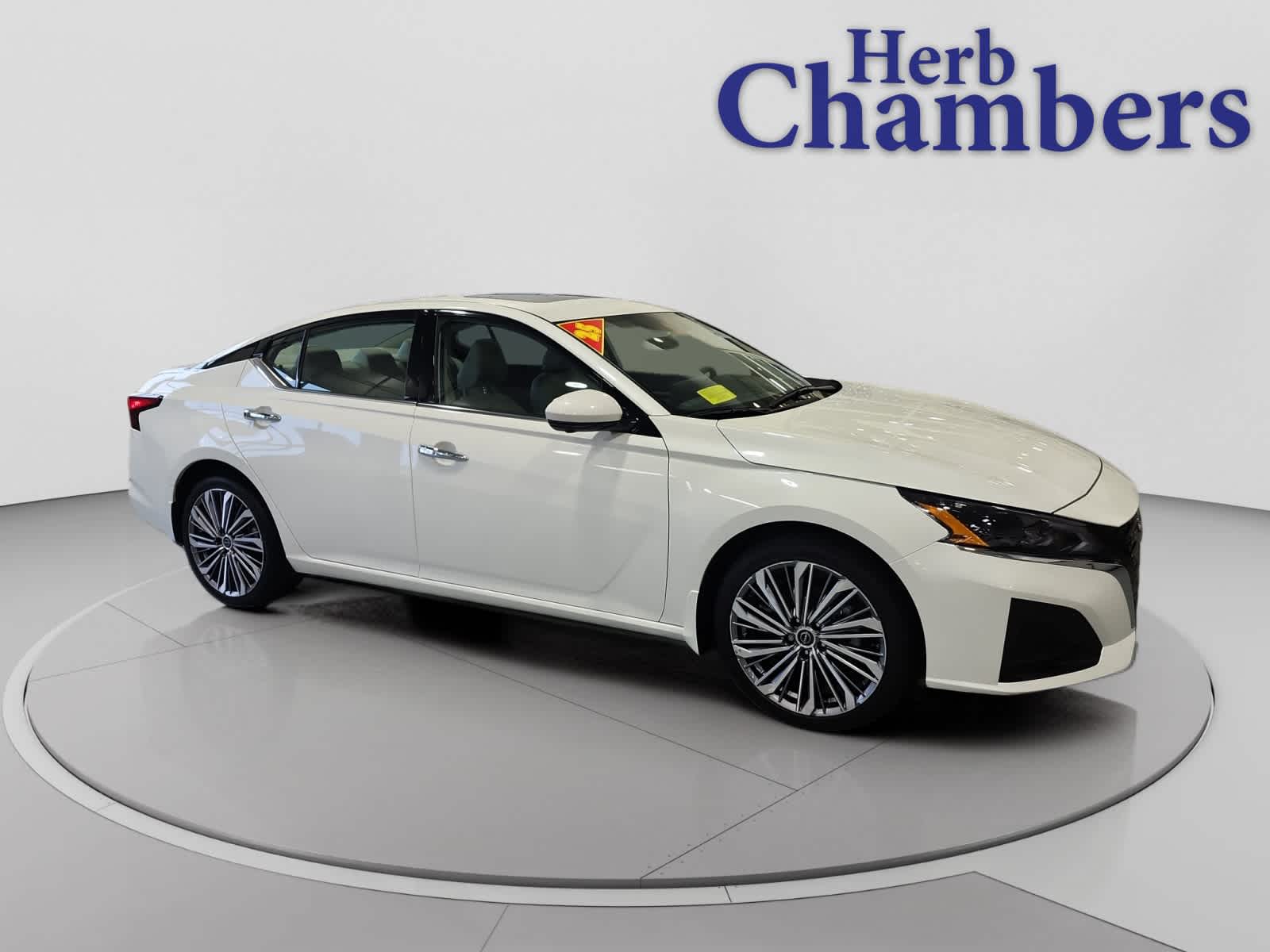 used 2025 Nissan Altima car, priced at $26,997