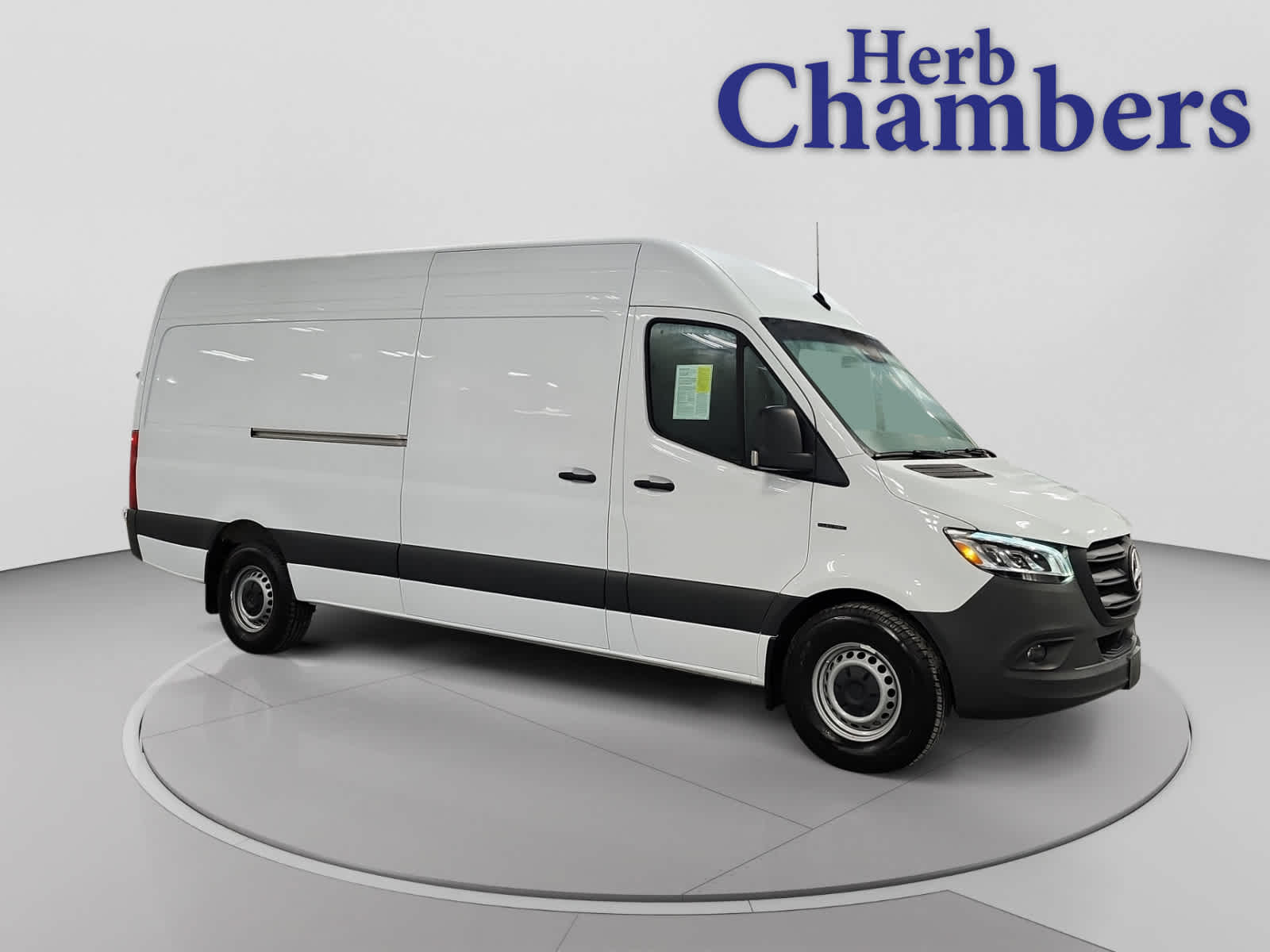 2024 Mercedes-Benz eSprinter Cargo Van Base's photo