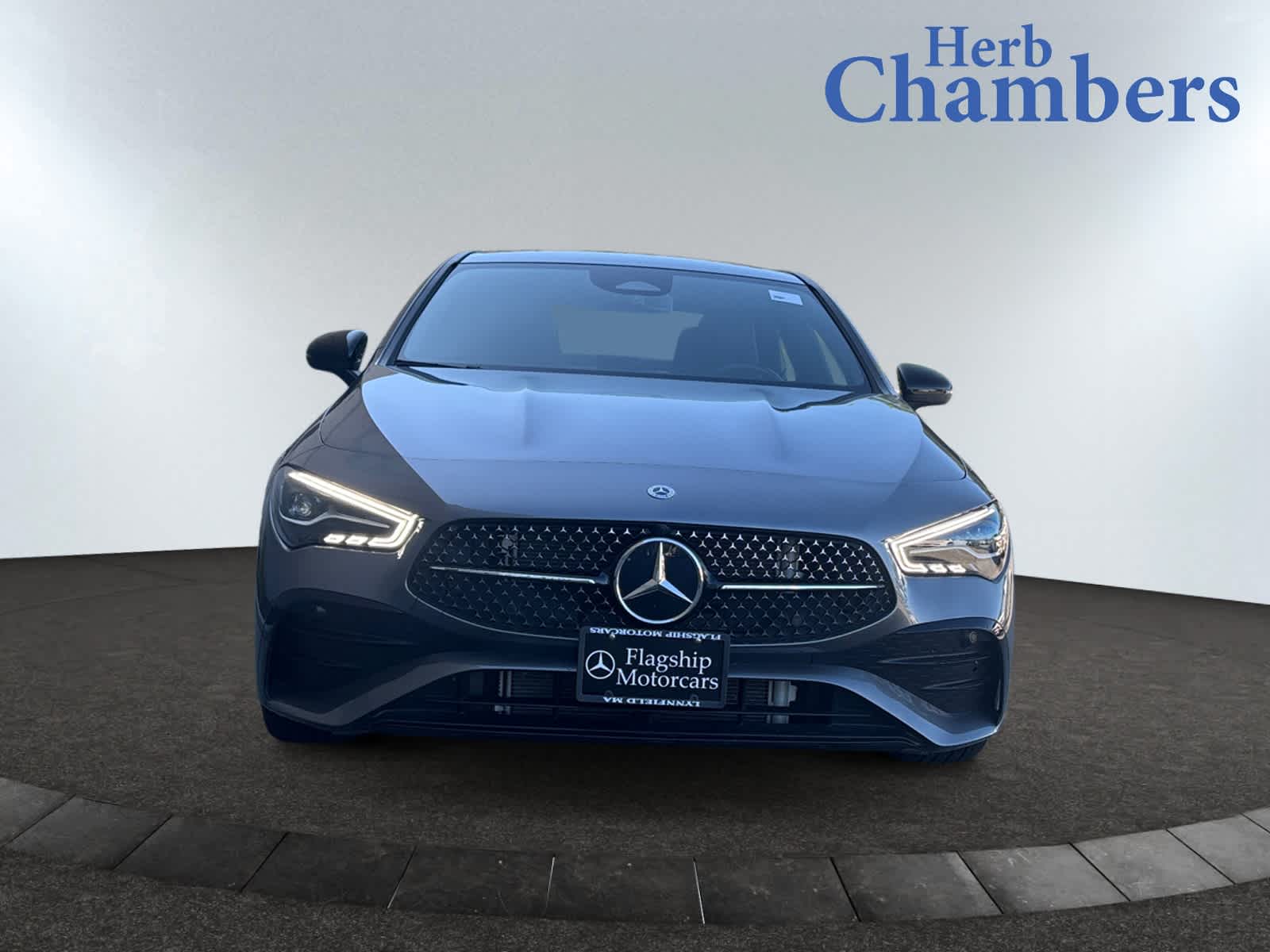 2025 Mercedes Benz CLA 250 4MATIC photo 2