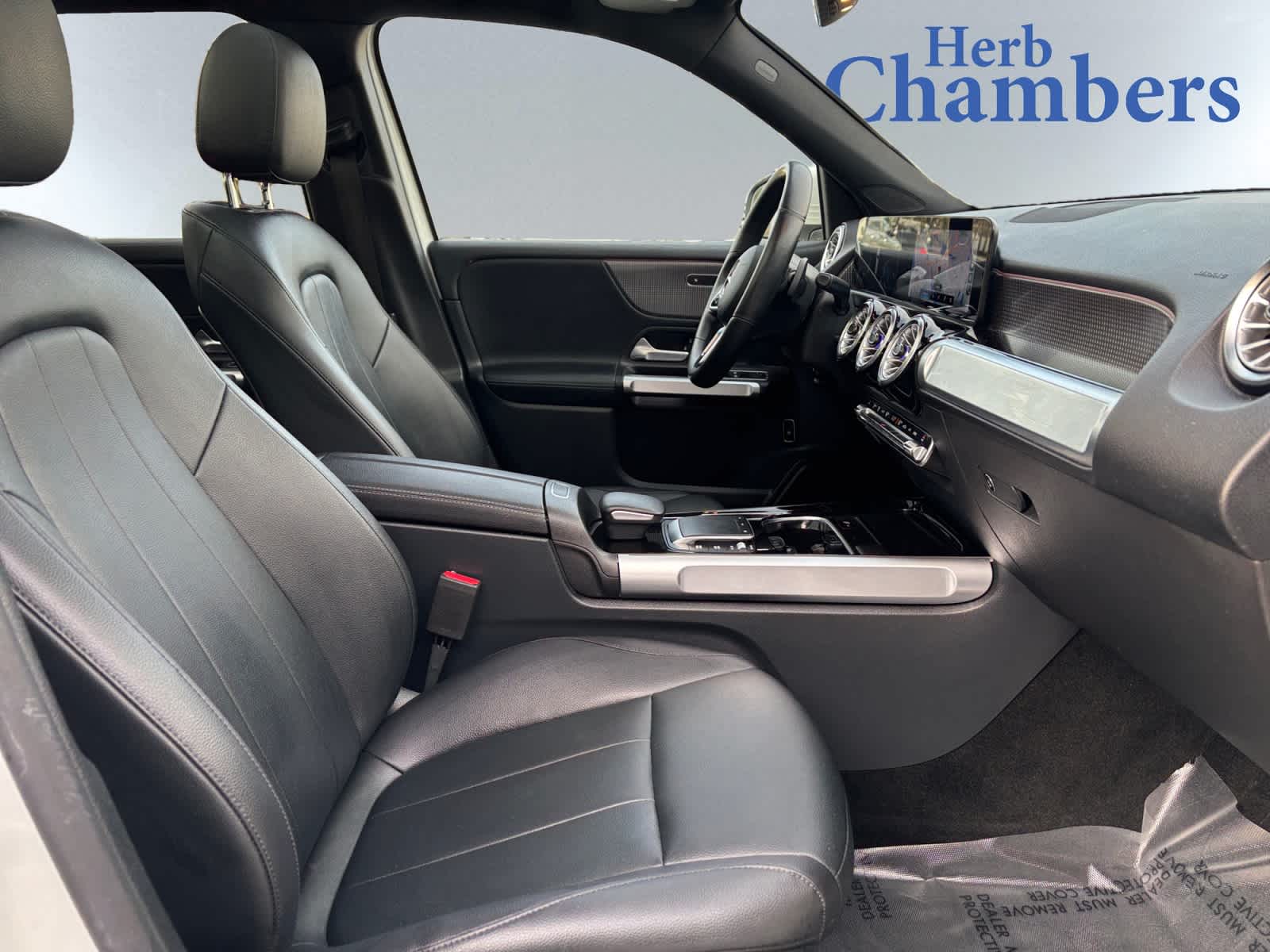 used 2022 Mercedes-Benz GLB 250 car, priced at $29,699