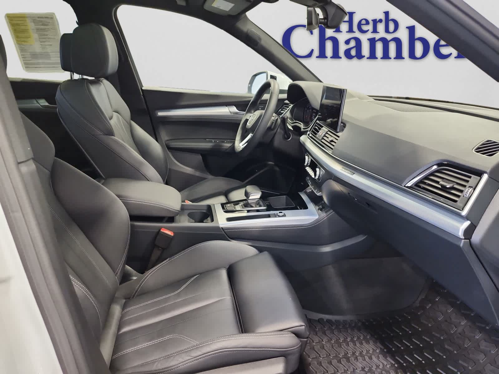 used 2024 Audi Q5 car, priced at $31,397