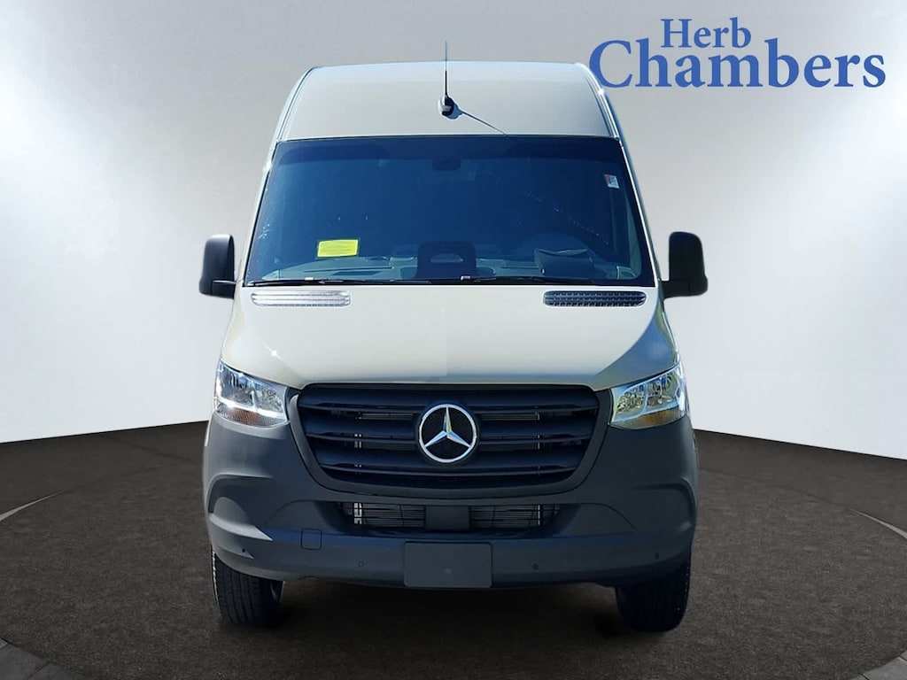 New 2025 Mercedes-Benz Sprinter 2500 Standard Roof 4-Cyl Diesel Van Cargo Van