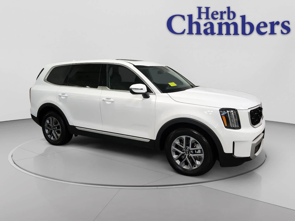 Used 2023 Kia Telluride LX SUV