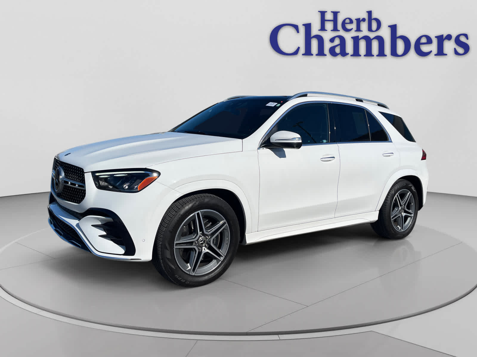 used 2024 Mercedes-Benz GLE 350 car, priced at $55,998