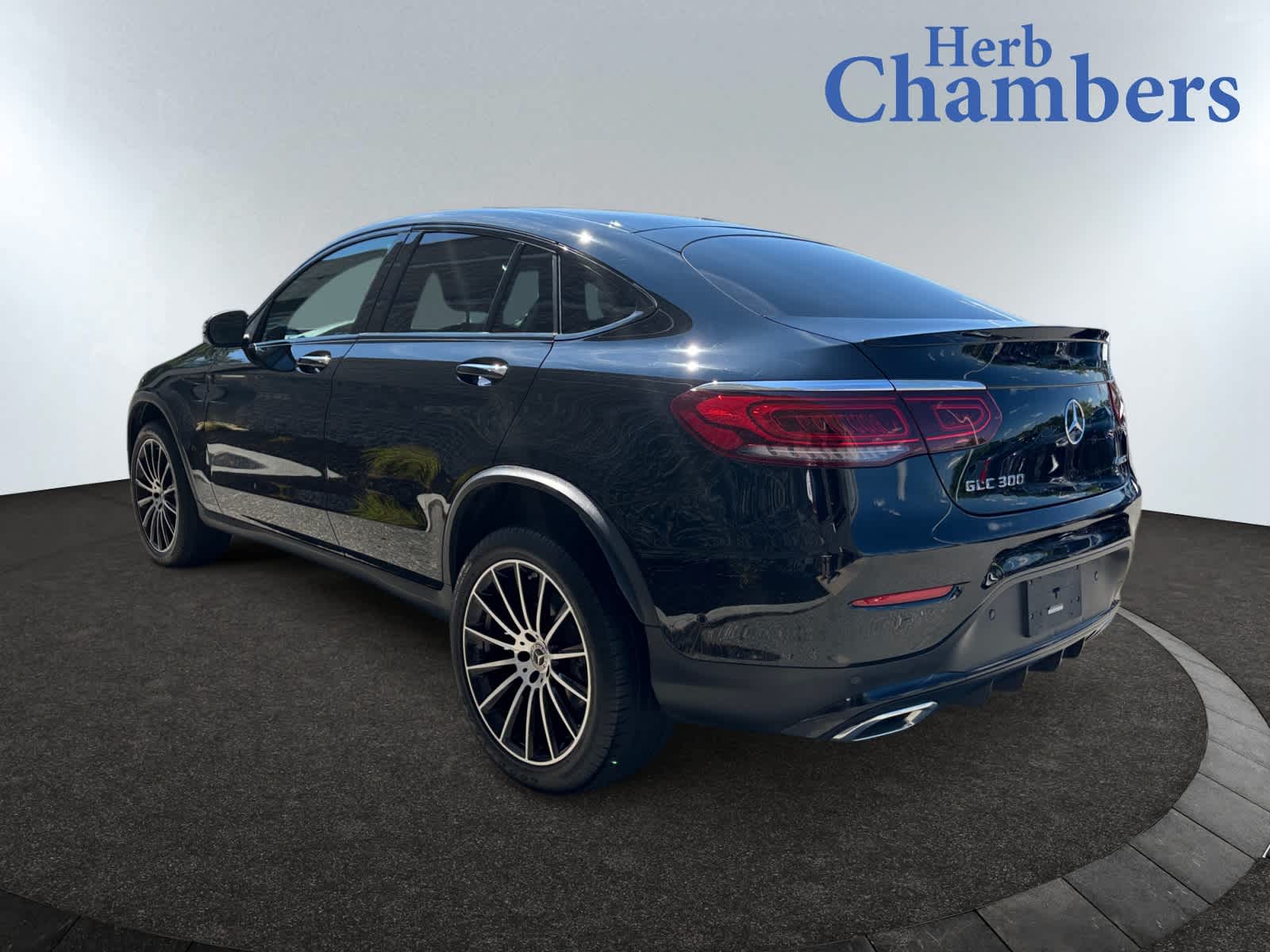 2022 Mercedes Benz GLC 300 4MATIC Coupe photo 3
