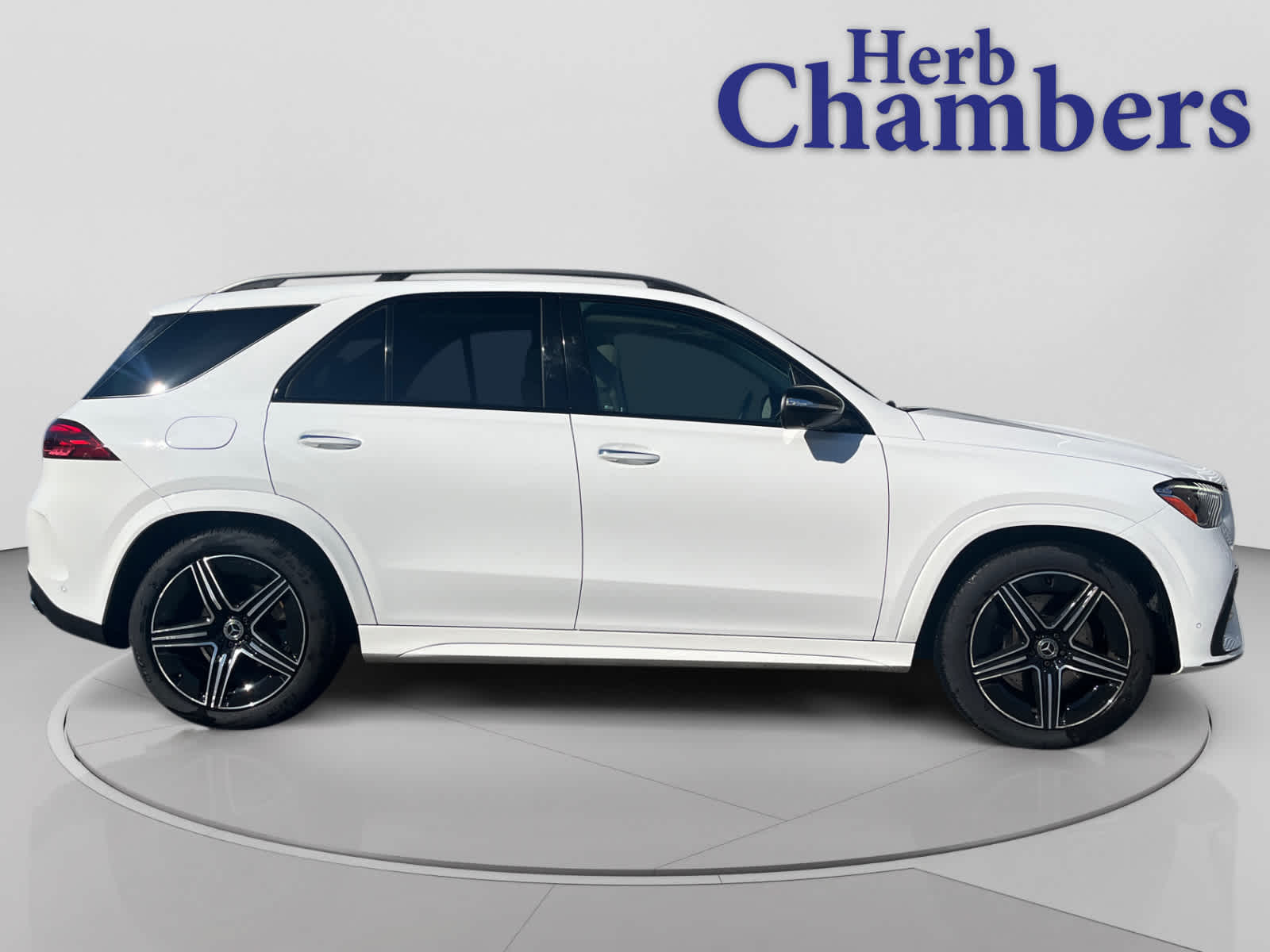 used 2024 Mercedes-Benz GLE 450 car, priced at $63,998