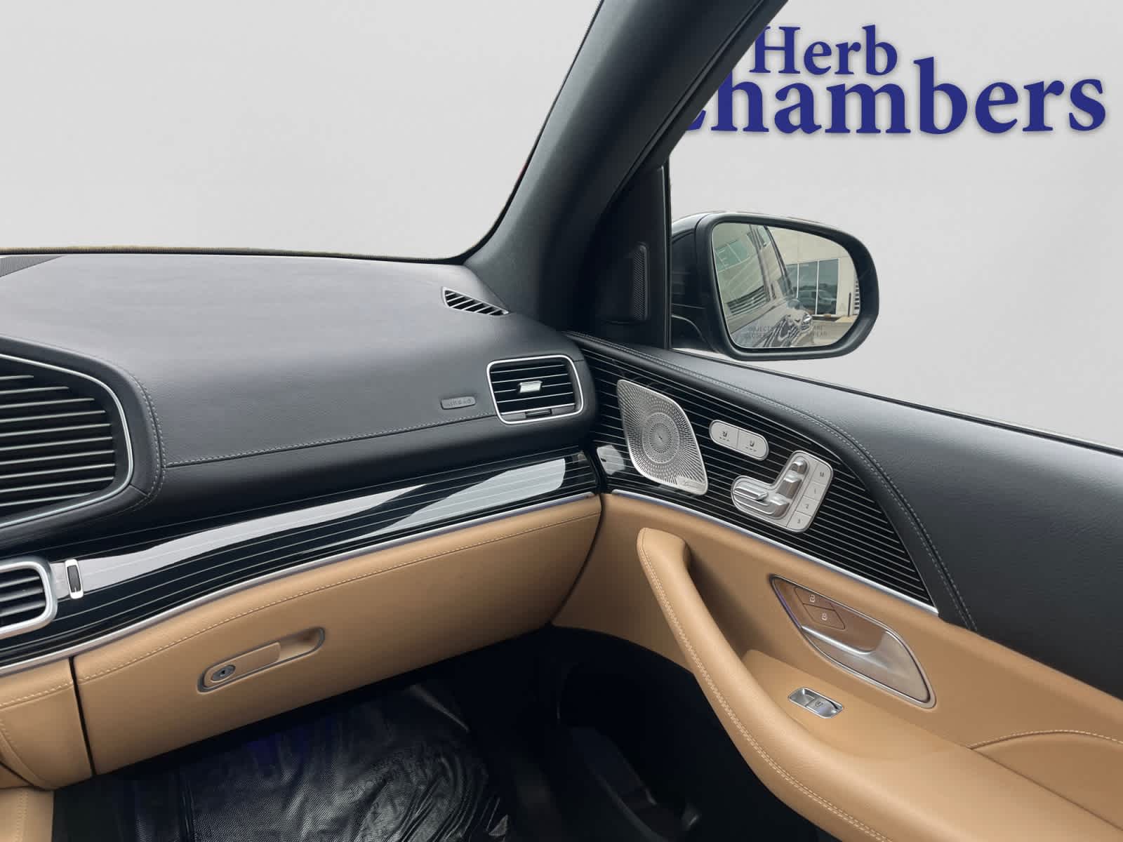 used 2024 Mercedes-Benz GLE 350 car, priced at $53,998