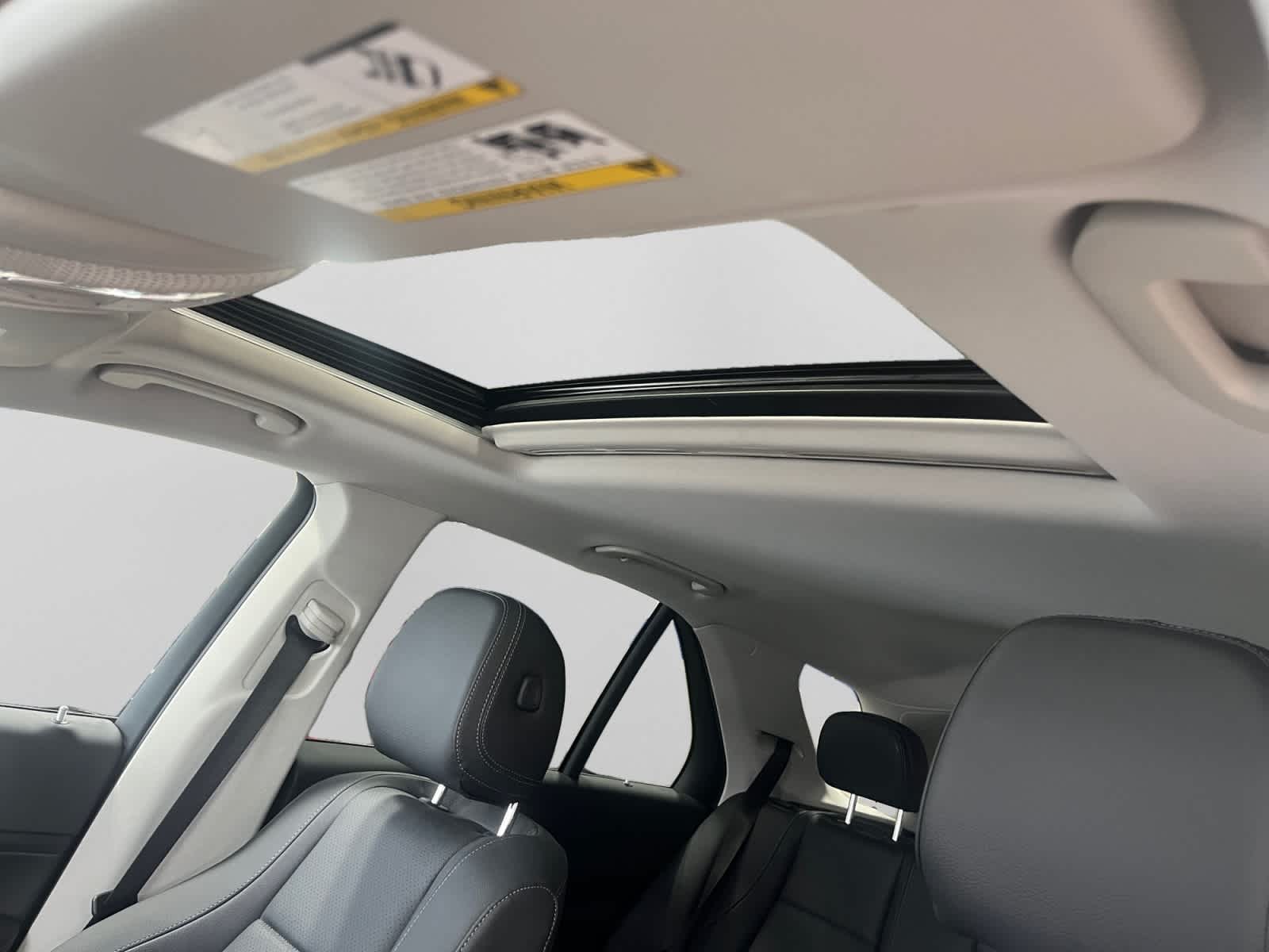 used 2026 Mercedes-Benz GLE 350 car, priced at $59,998