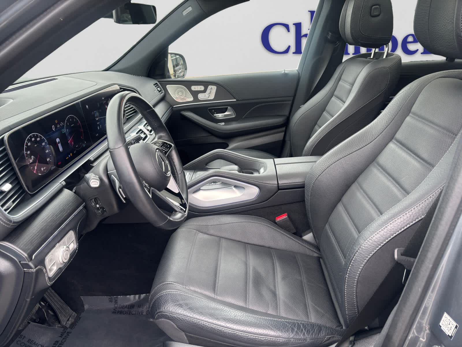 used 2024 Mercedes-Benz GLE 450 car, priced at $55,998