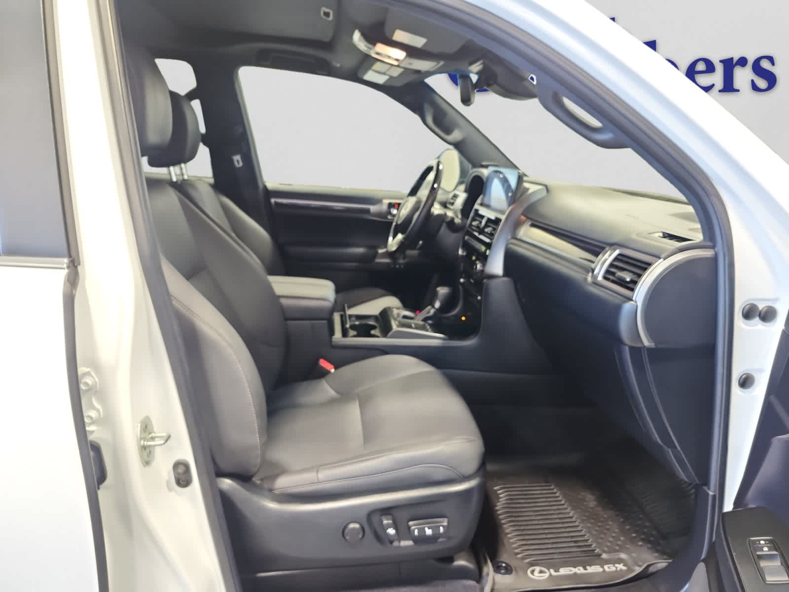 used 2023 Lexus GX 460 car, priced at $53,597