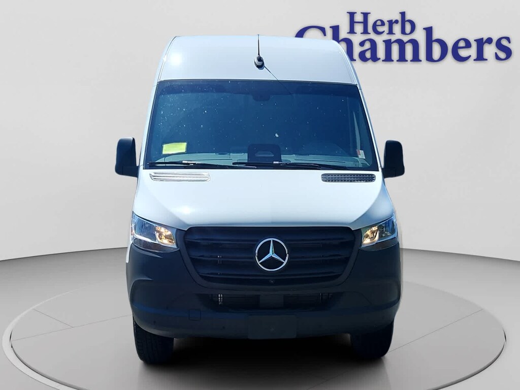 New 2025 Mercedes-Benz Sprinter 2500 Standard Roof 4-Cyl Diesel Van Cargo Van