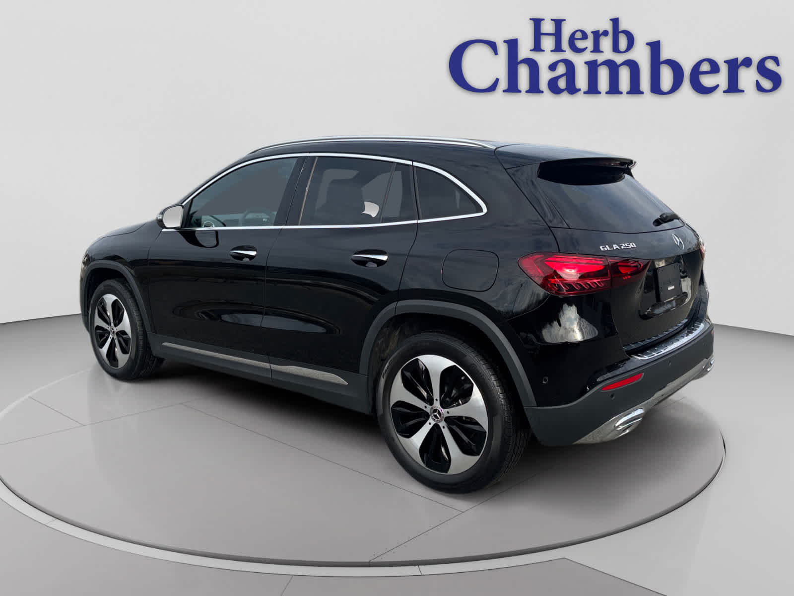 used 2026 Mercedes-Benz GLA 250 car, priced at $43,998