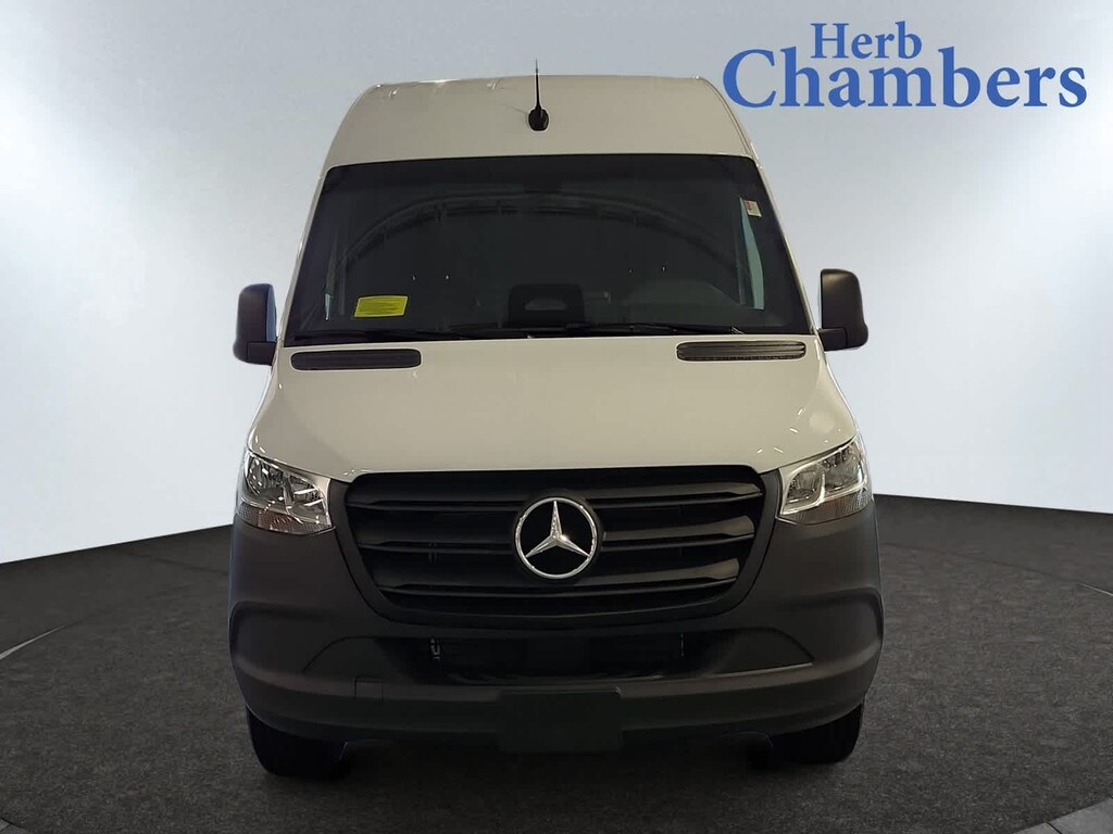 New 2025 Mercedes-Benz Sprinter 2500 Standard Roof 4-Cyl Diesel Van Cargo Van