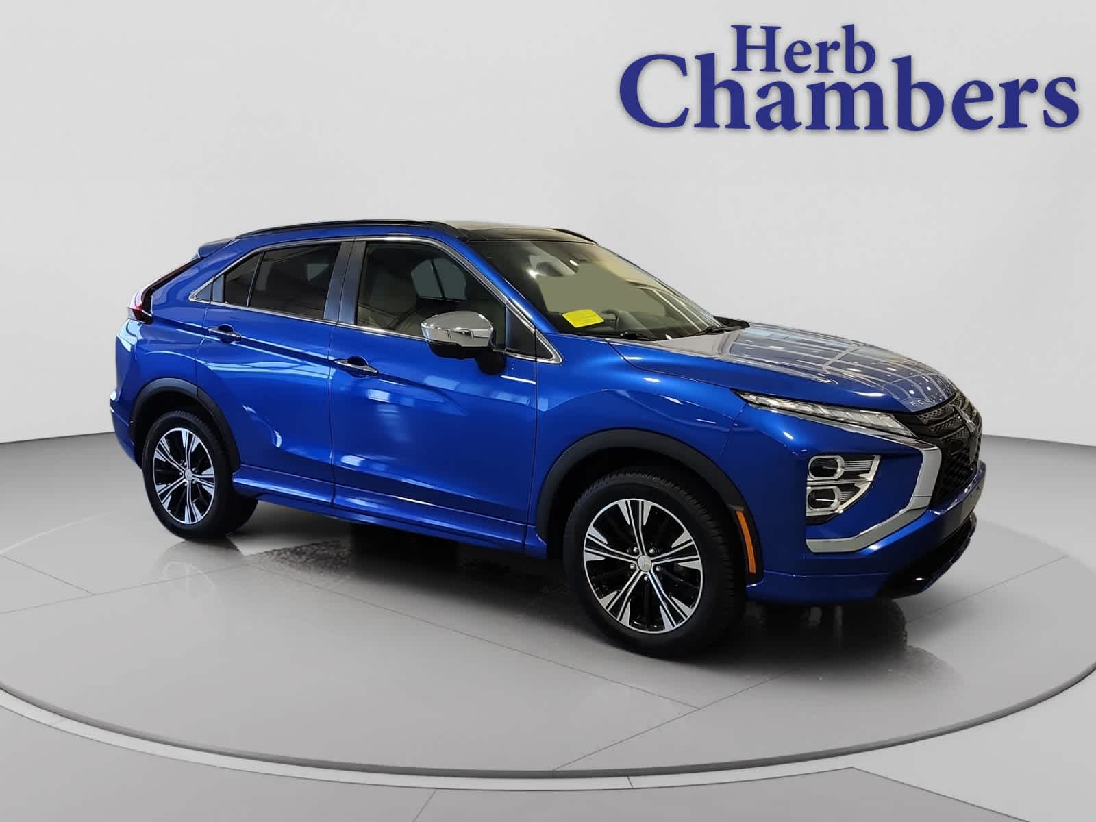 2022 Mitsubishi Eclipse Cross SEL S-AWC's photo