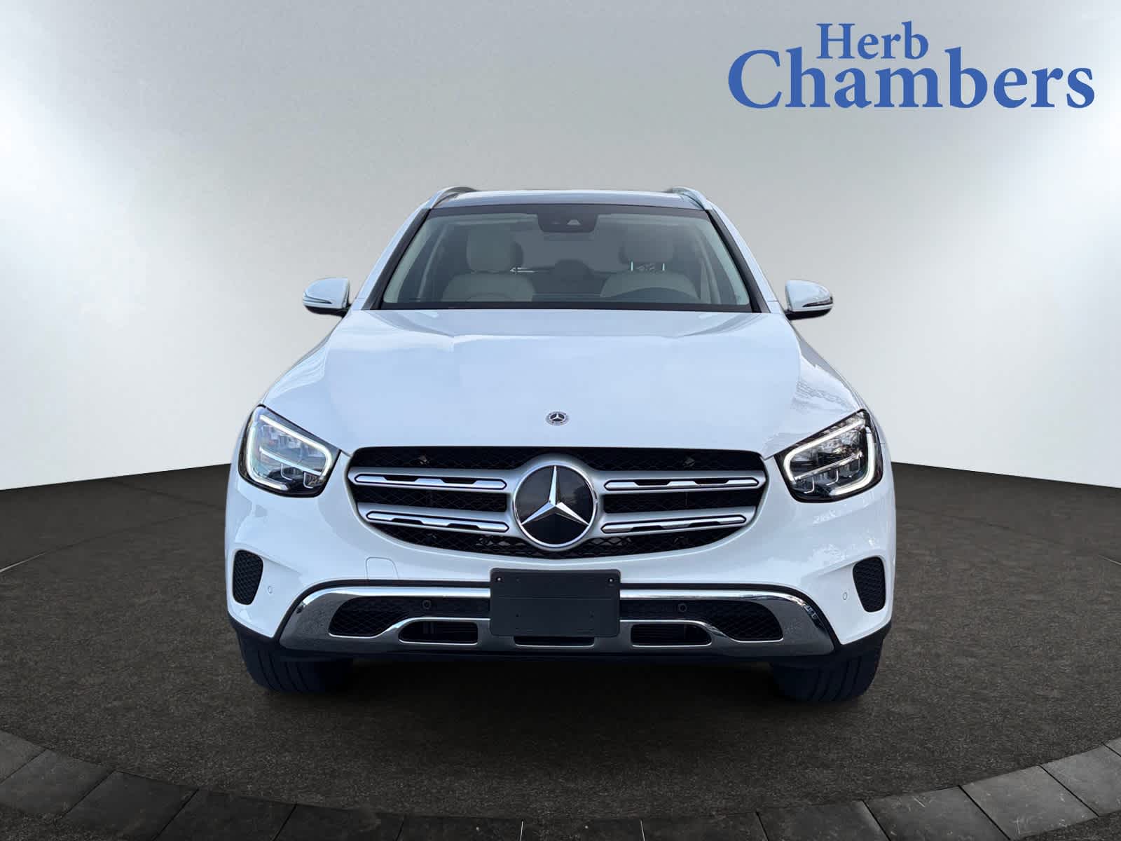 2022 Mercedes Benz GLC 300 4MATIC photo 2