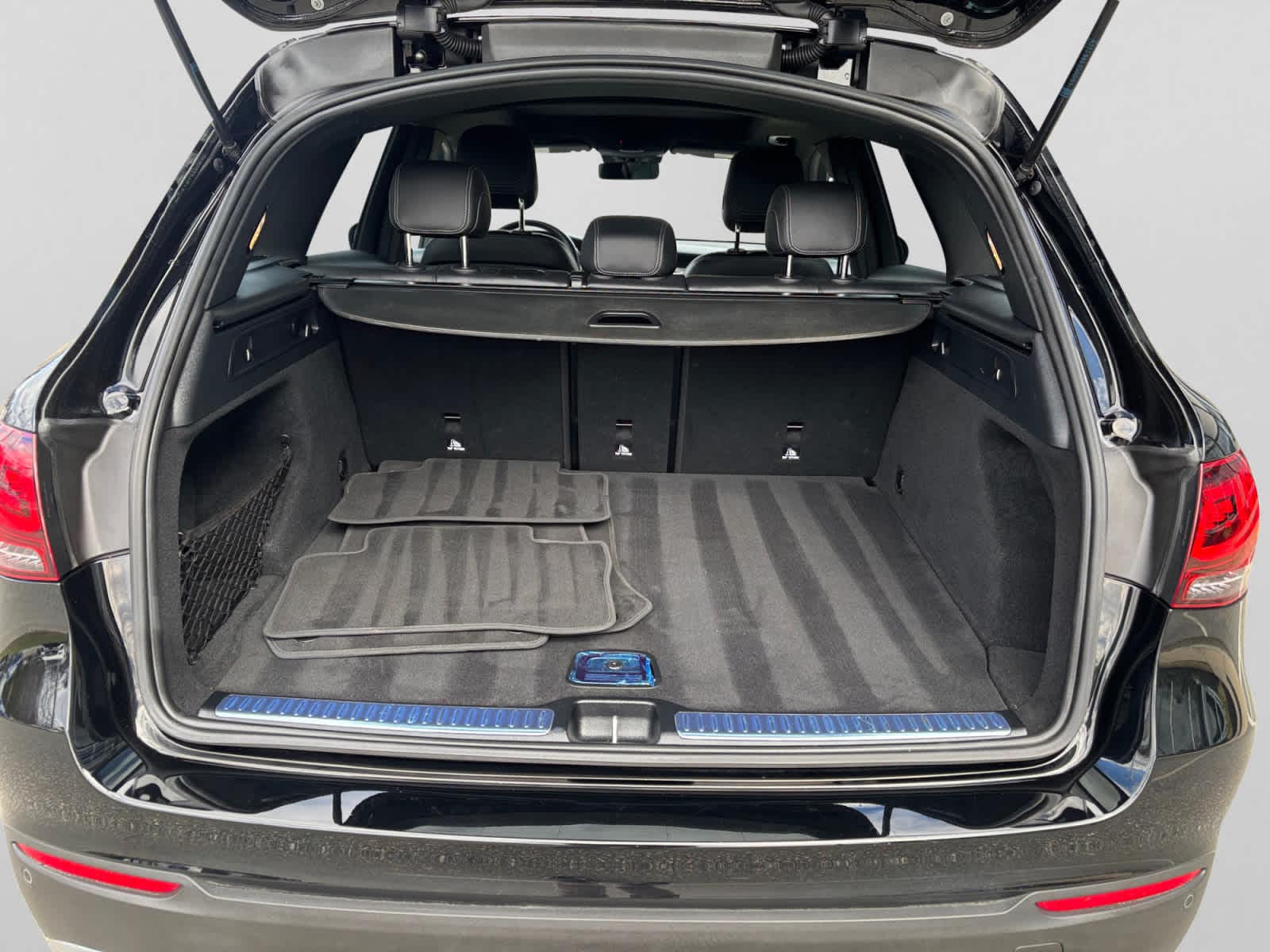 used 2022 Mercedes-Benz GLC 300 car, priced at $29,998