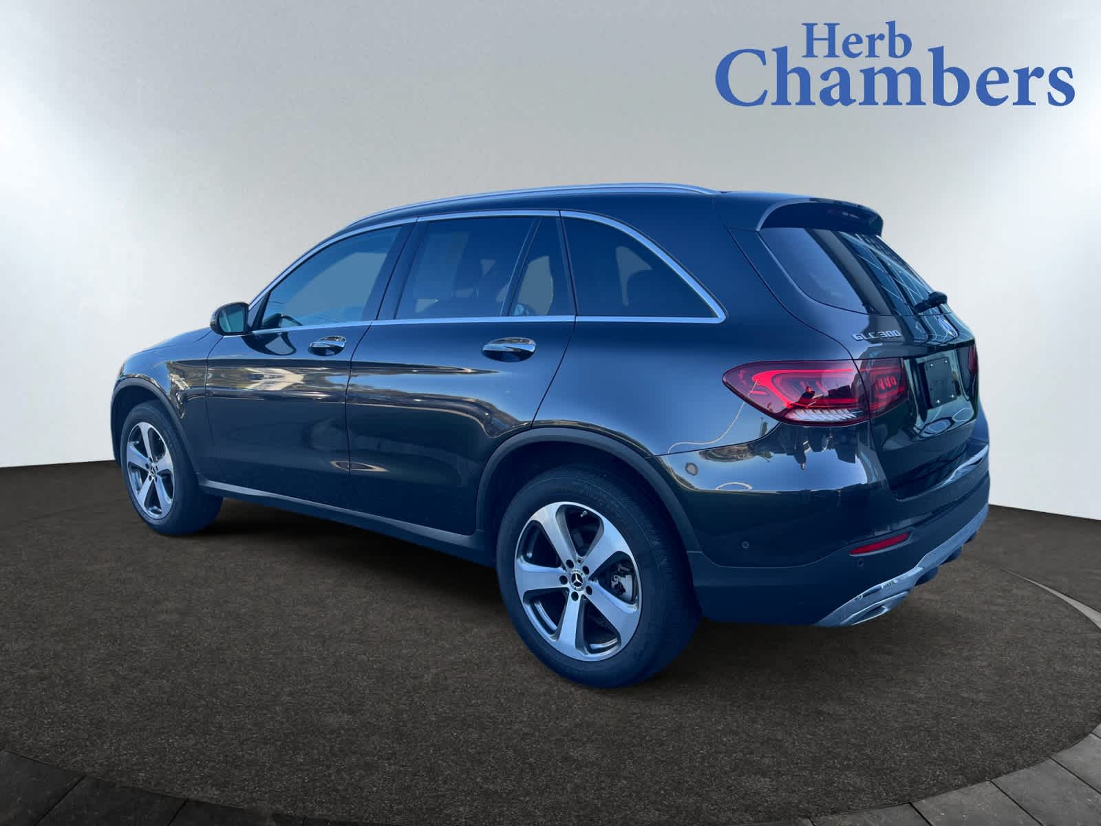 2022 Mercedes Benz GLC 300 4MATIC photo 3