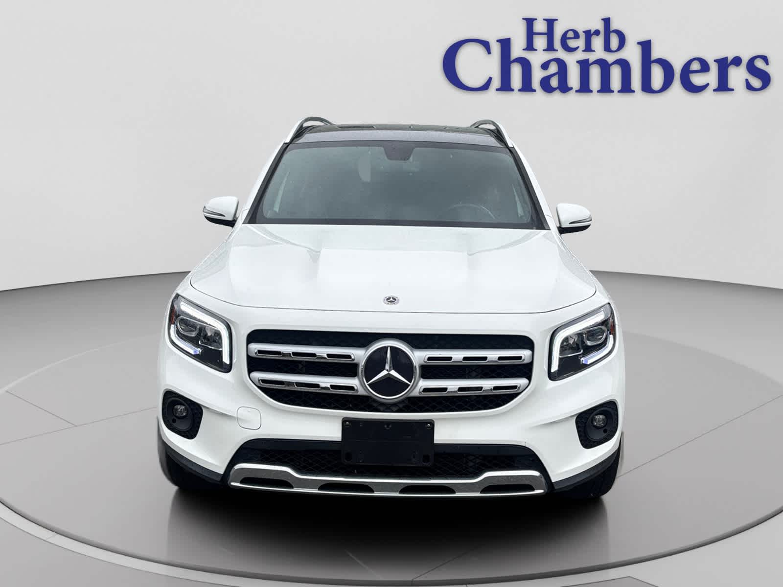 used 2021 Mercedes-Benz GLB 250 car, priced at $27,998