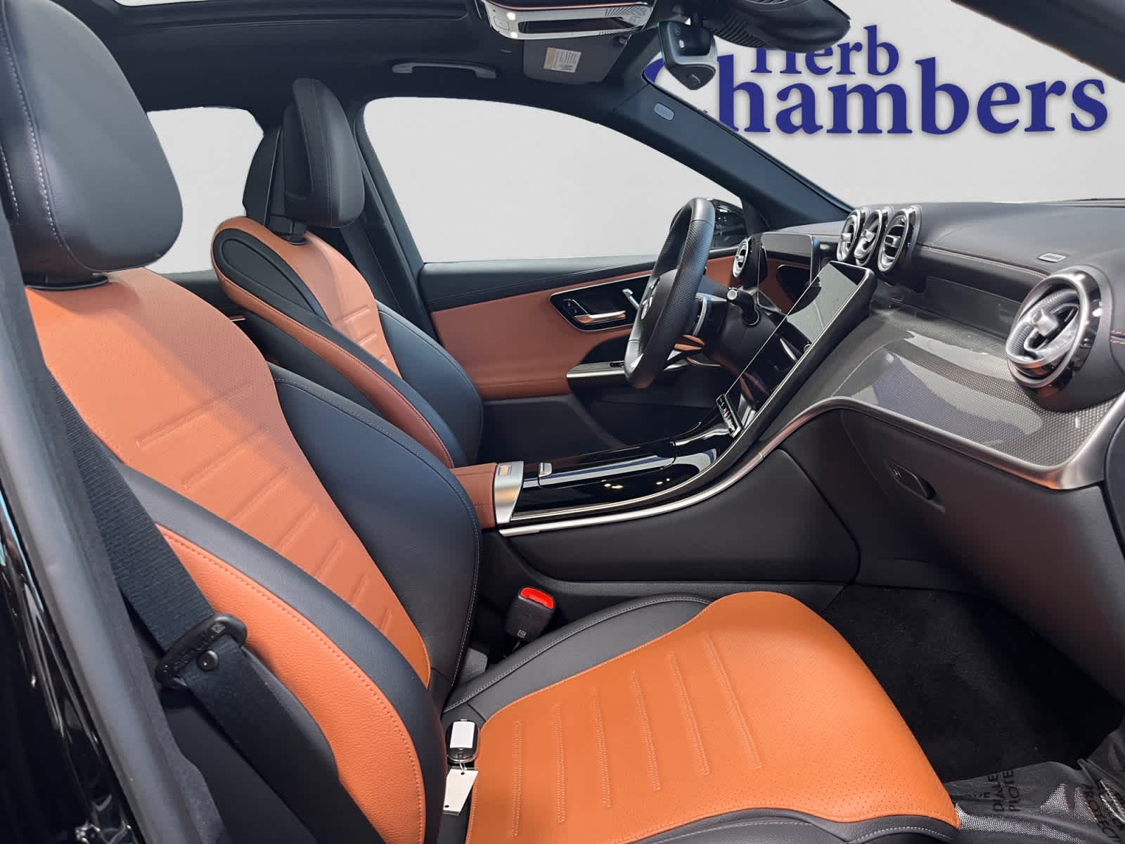used 2026 Mercedes-Benz GLC 300 car, priced at $53,998