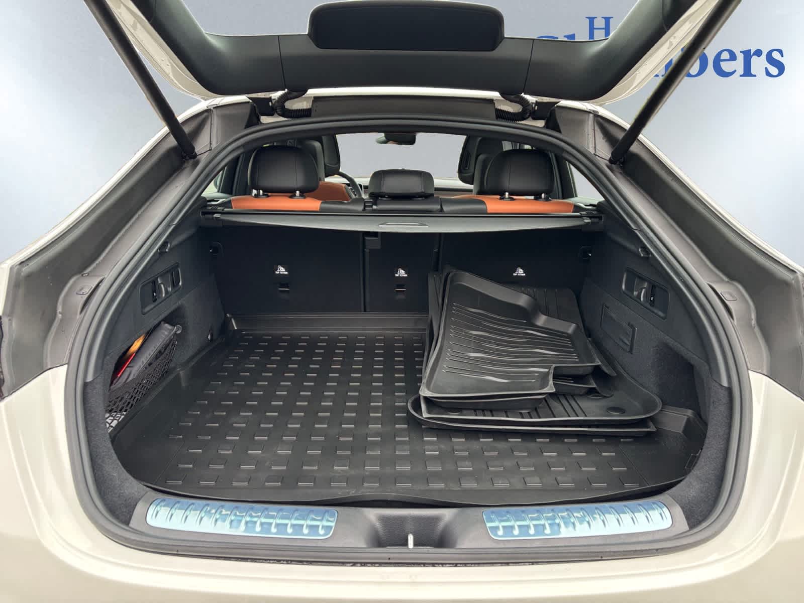 2024 Mercedes Benz GLC AMG 43 4MATIC photo 4