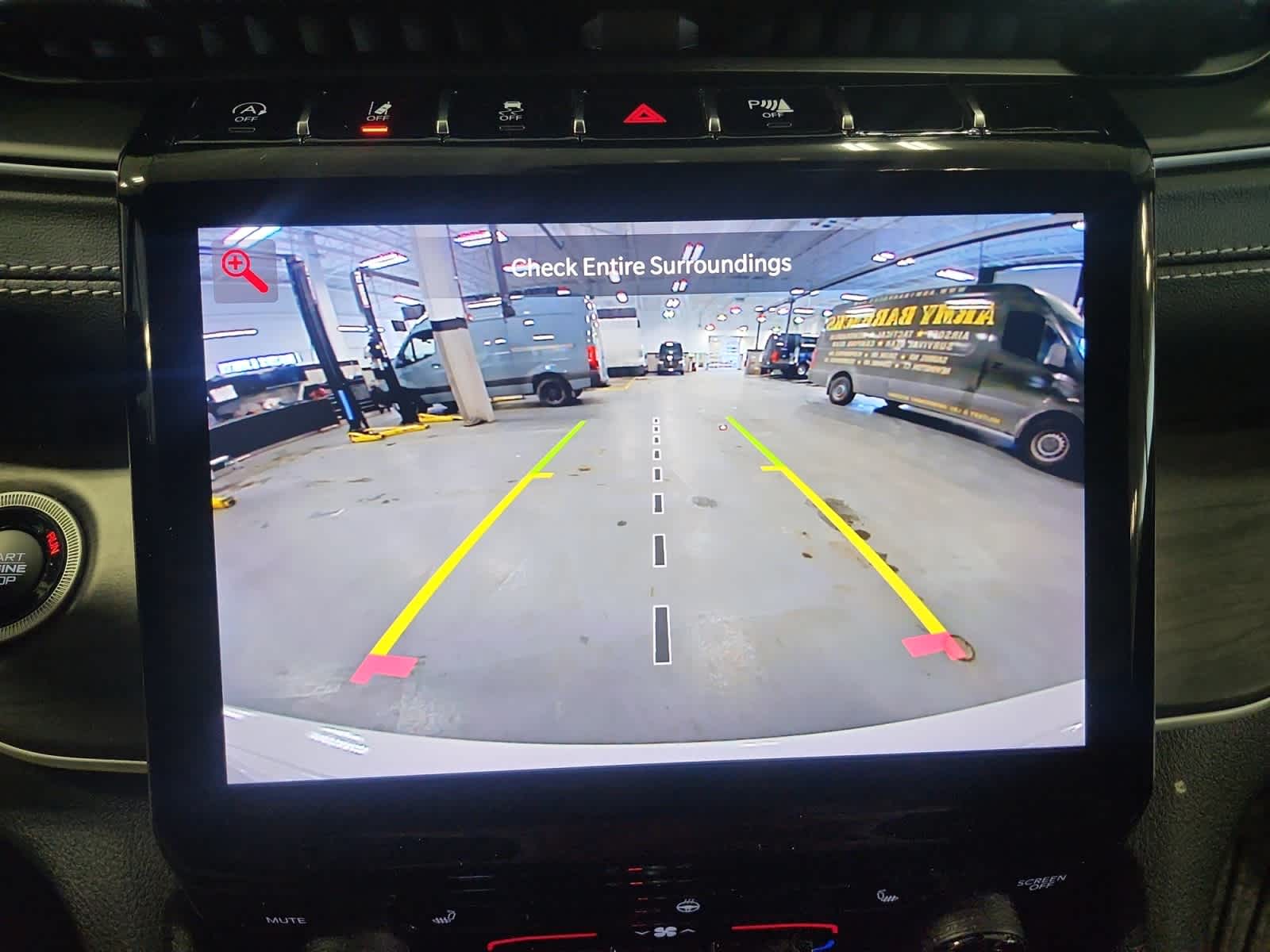 used 2023 Jeep Grand Cherokee car, priced at $32,997