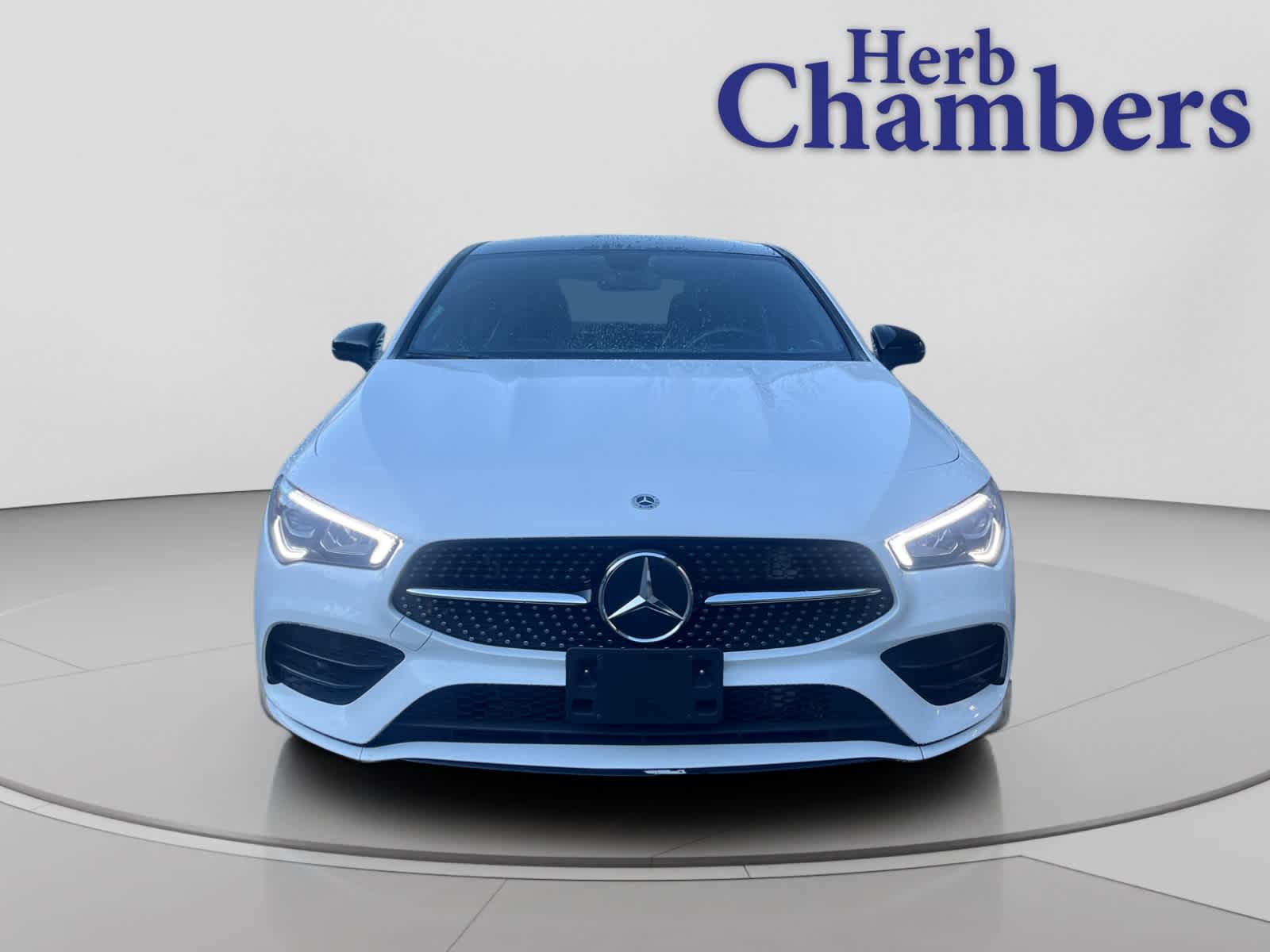 2022 Mercedes Benz CLA 250 4MATIC photo 2