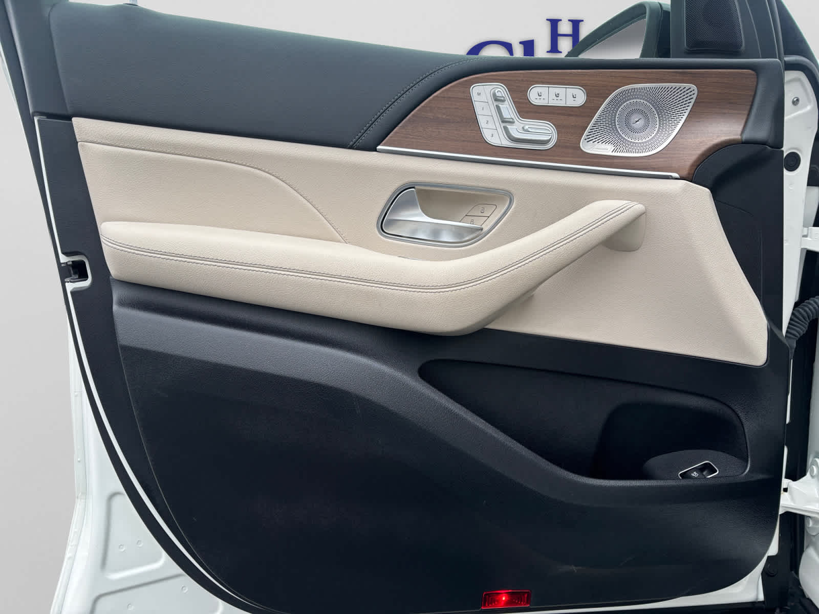 used 2022 Mercedes-Benz GLE 450 car, priced at $52,798