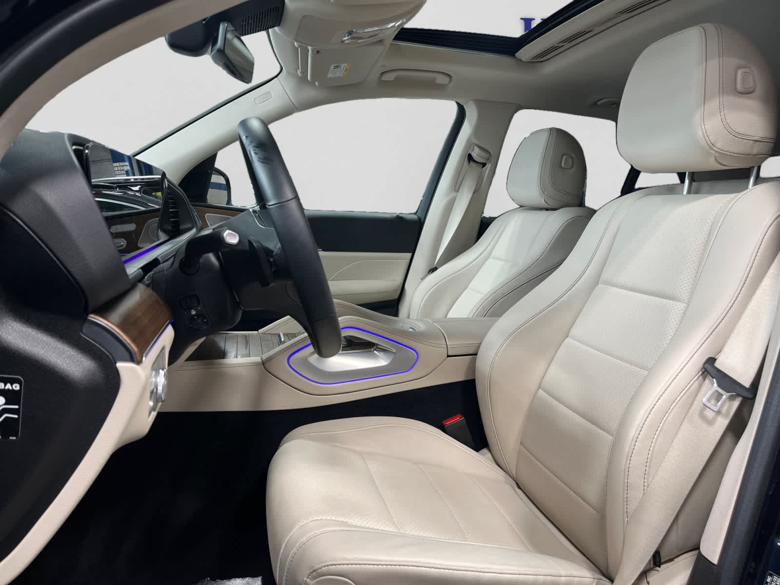 used 2022 Mercedes-Benz GLE 350 car, priced at $39,998