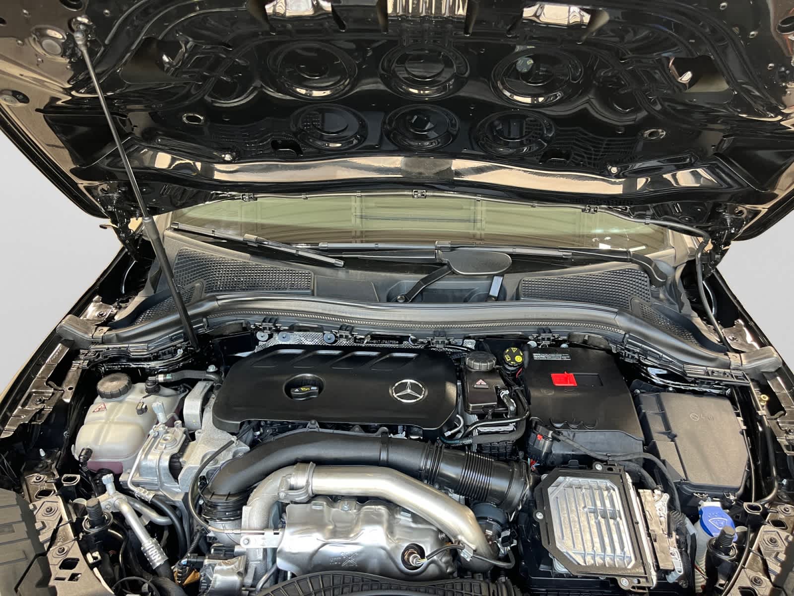 used 2026 Mercedes-Benz GLA 250 car, priced at $41,998