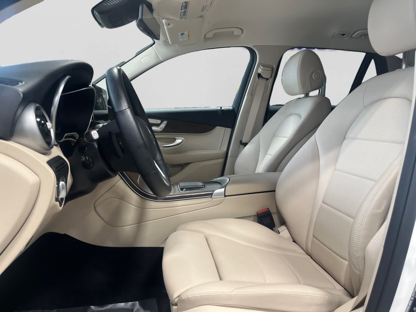 used 2022 Mercedes-Benz GLC 300 car, priced at $34,698