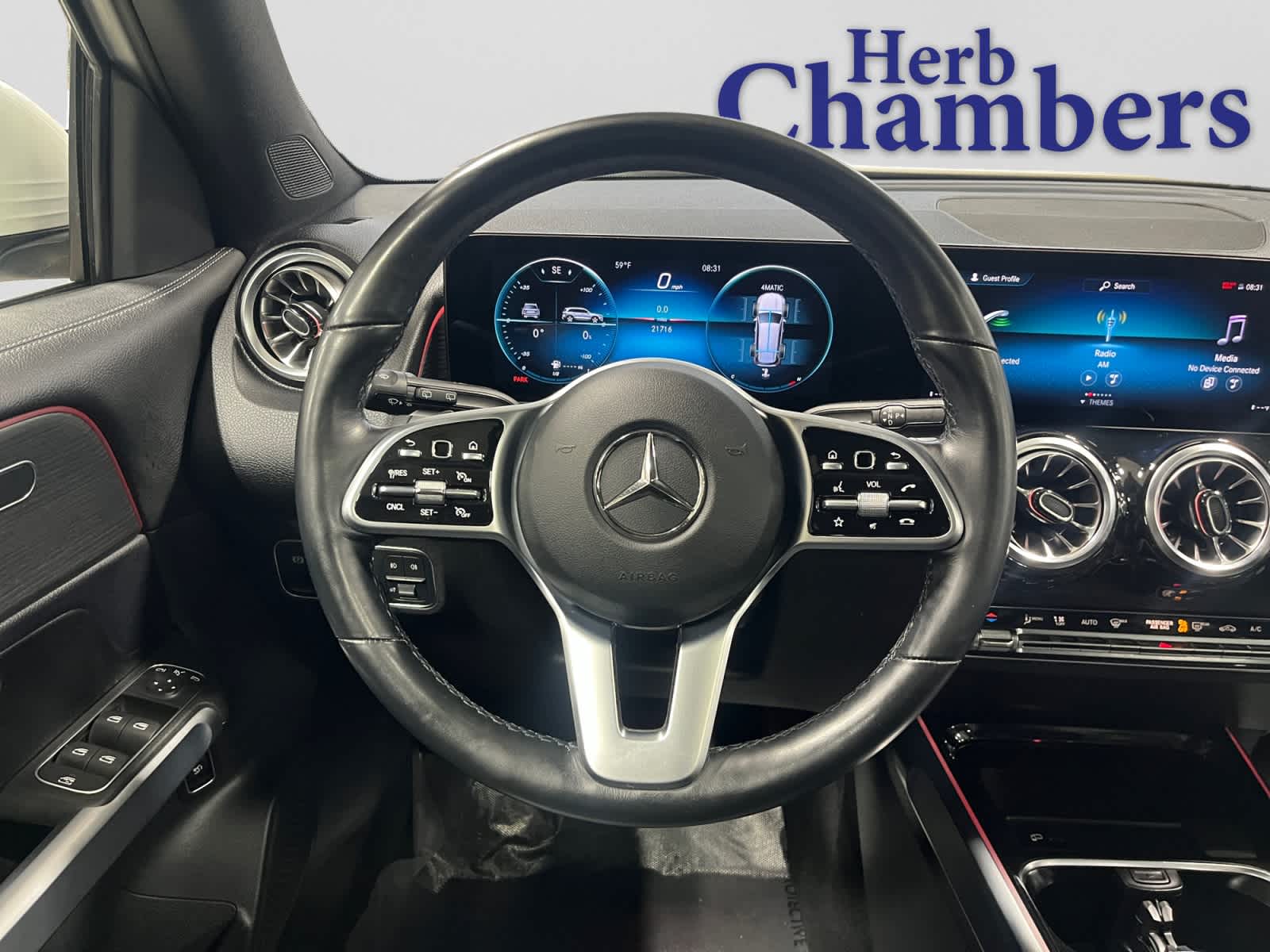 used 2023 Mercedes-Benz GLB 250 car, priced at $33,998