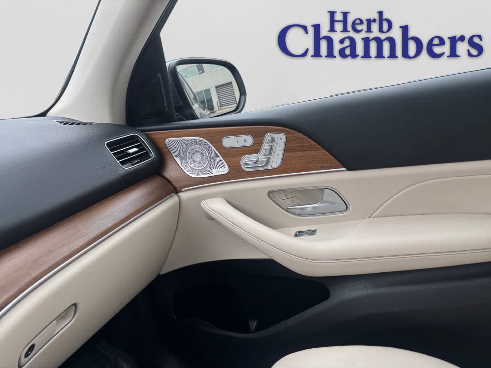 used 2023 Mercedes-Benz GLE 350 car, priced at $49,998