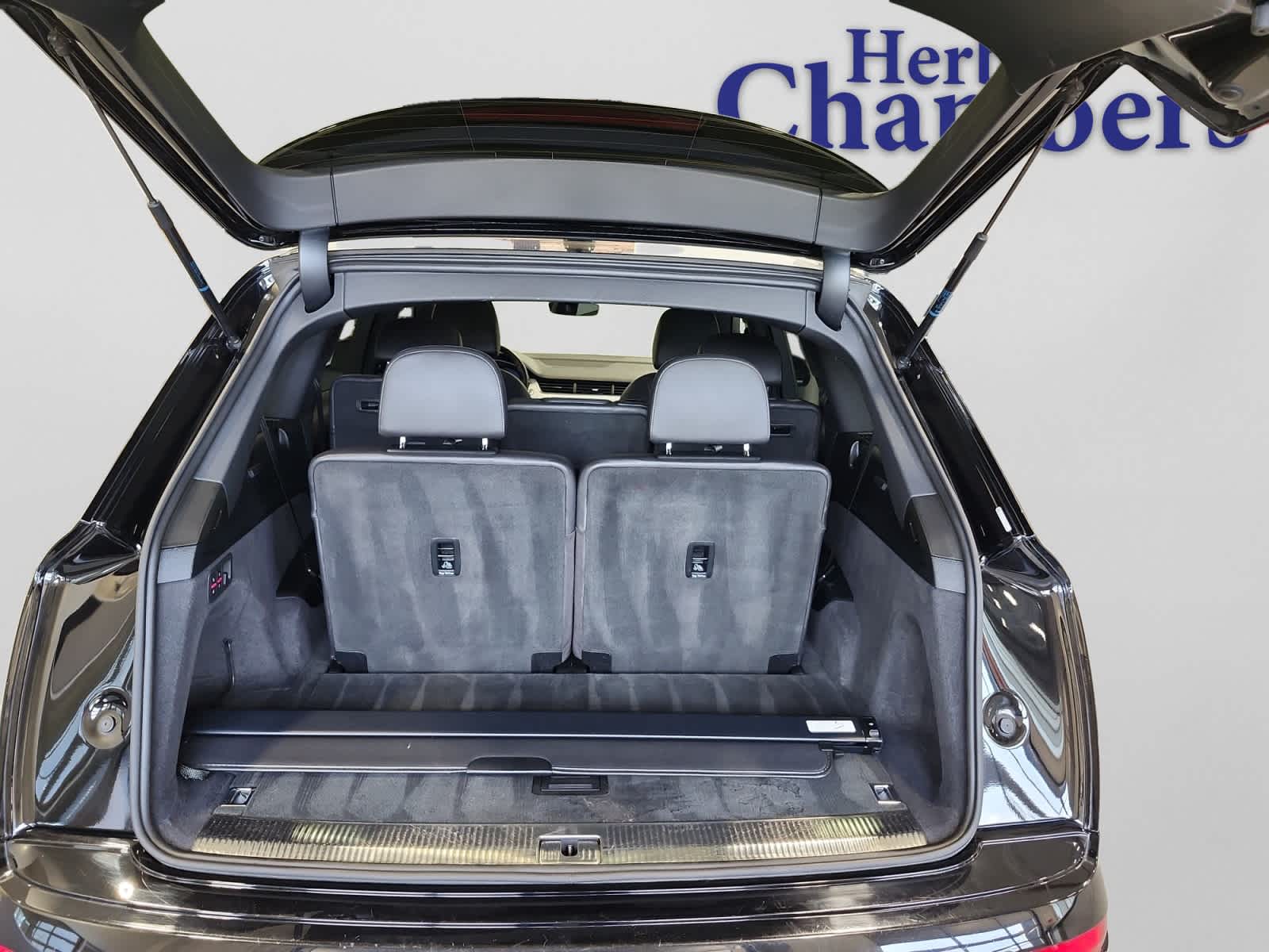 used 2019 Audi Q7 car, priced at $17,997