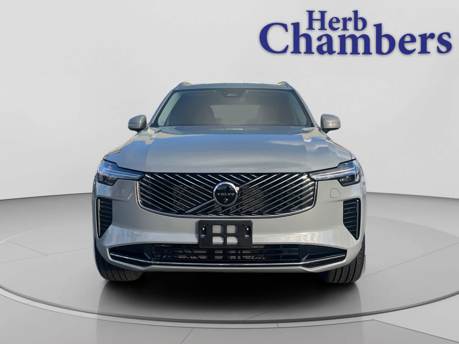 2025 Volvo XC90 Plus photo 2