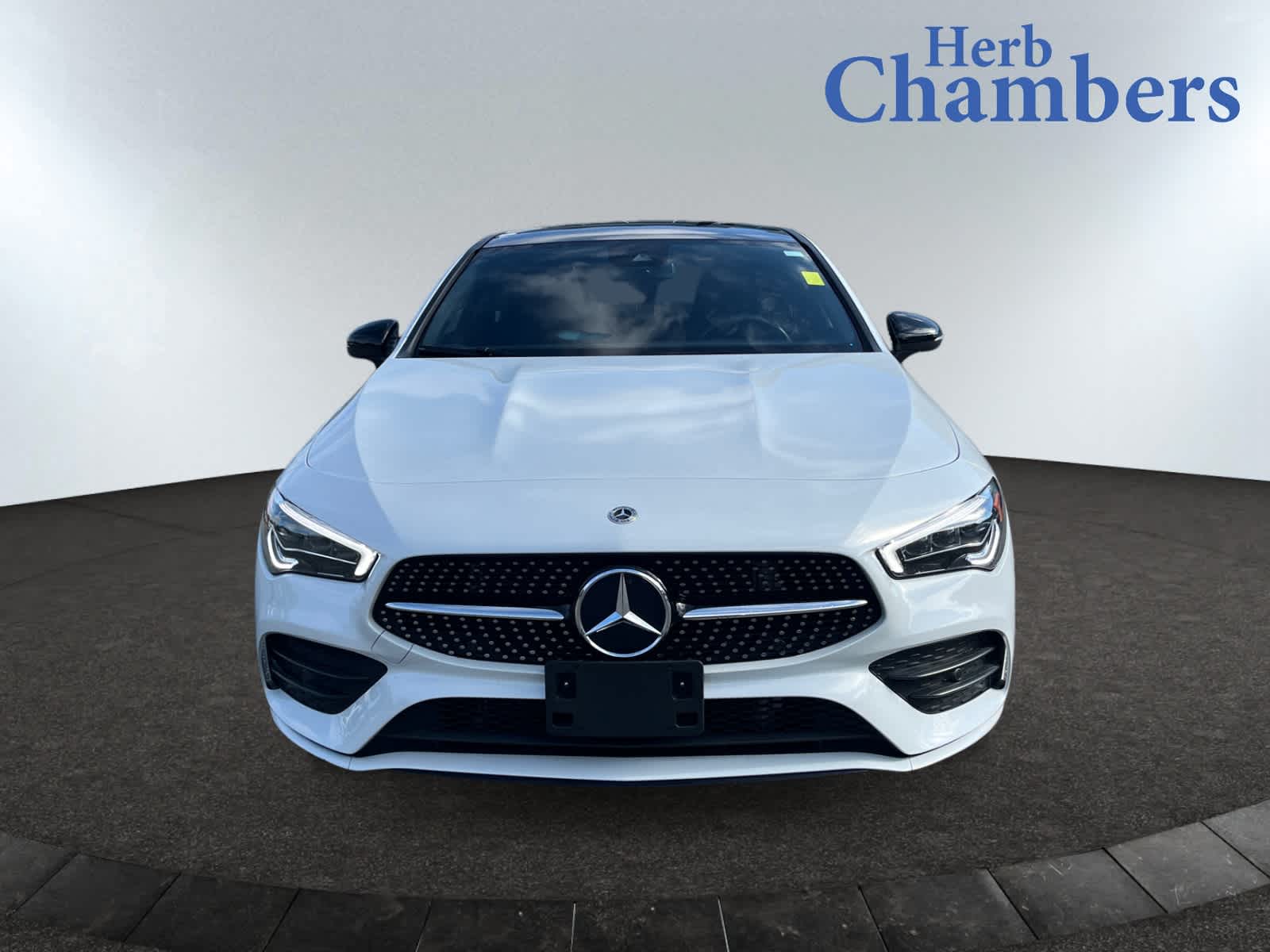 2023 Mercedes Benz CLA 250 4MATIC photo 2