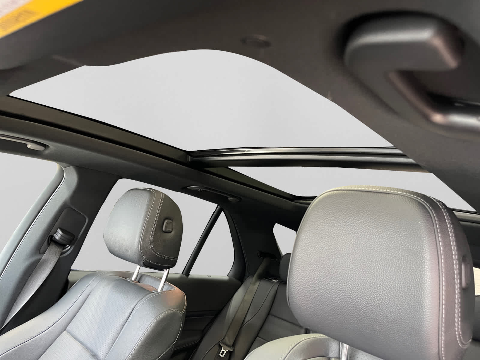 used 2023 Mercedes-Benz GLE 350 car, priced at $45,898