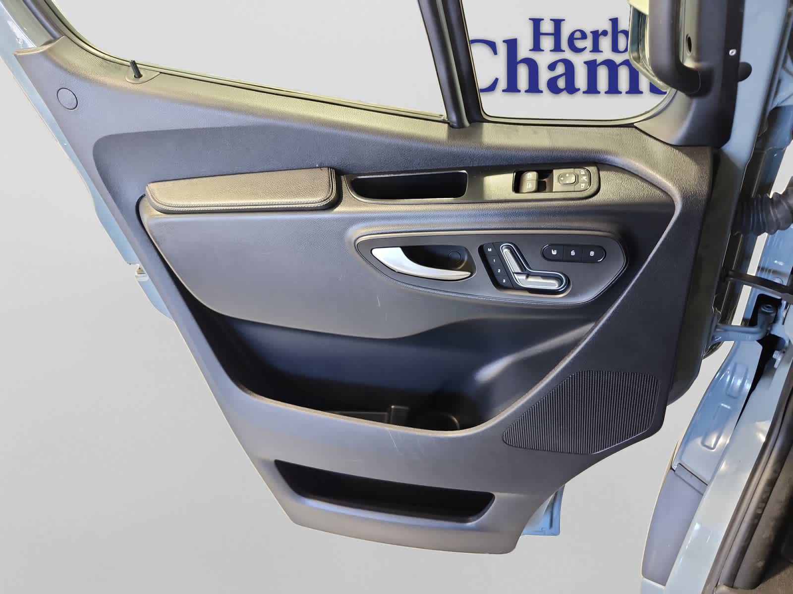 used 2024 Mercedes-Benz Sprinter 2500 car, priced at $54,997