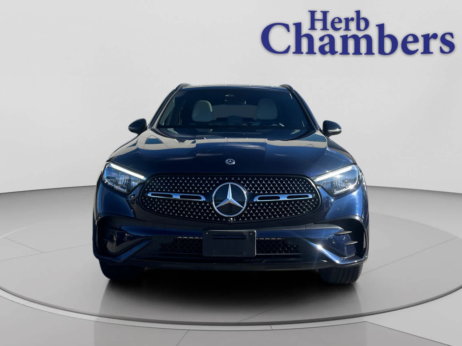 2023 Mercedes Benz GLC 300 4MATIC photo 2