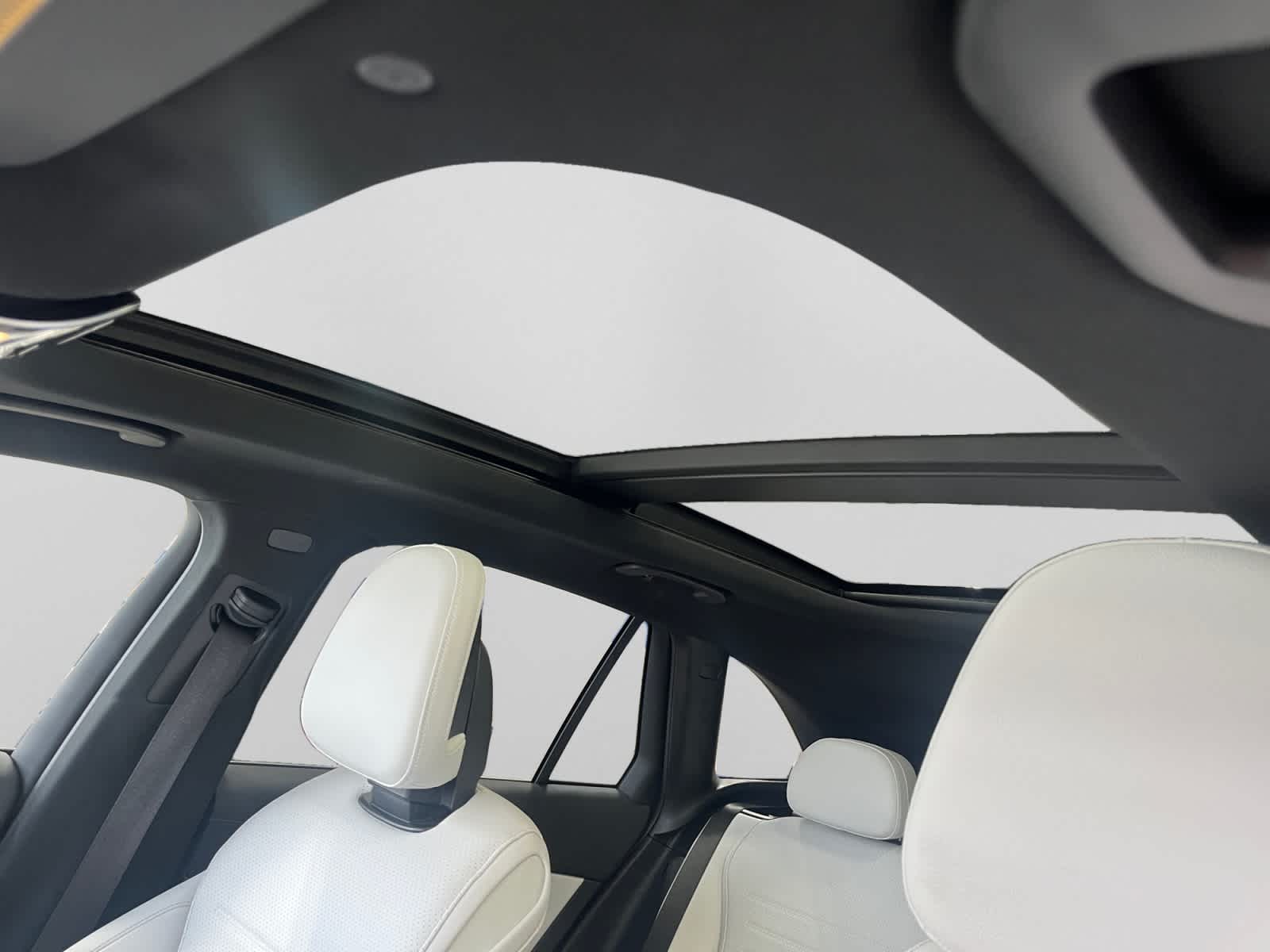 used 2024 Mercedes-Benz GLC 300 car, priced at $45,598