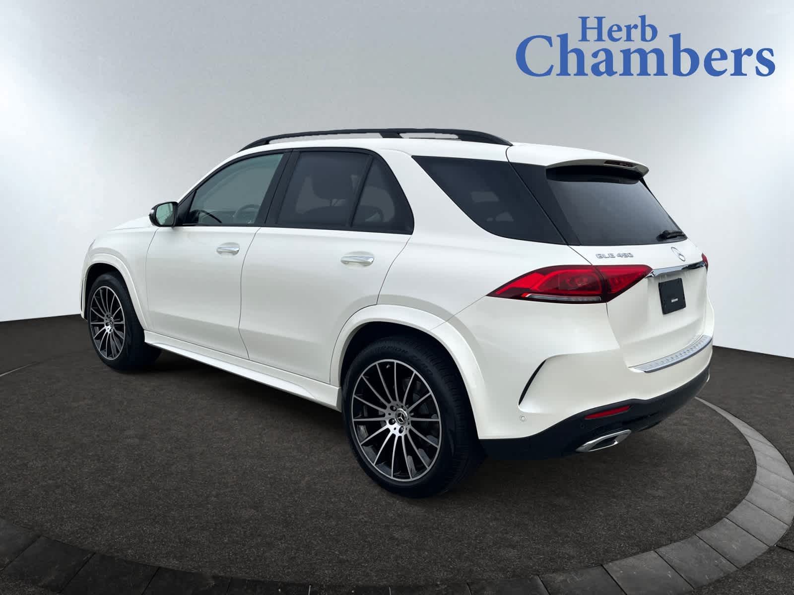 2023 Mercedes Benz GLE 450 4MATIC photo 3