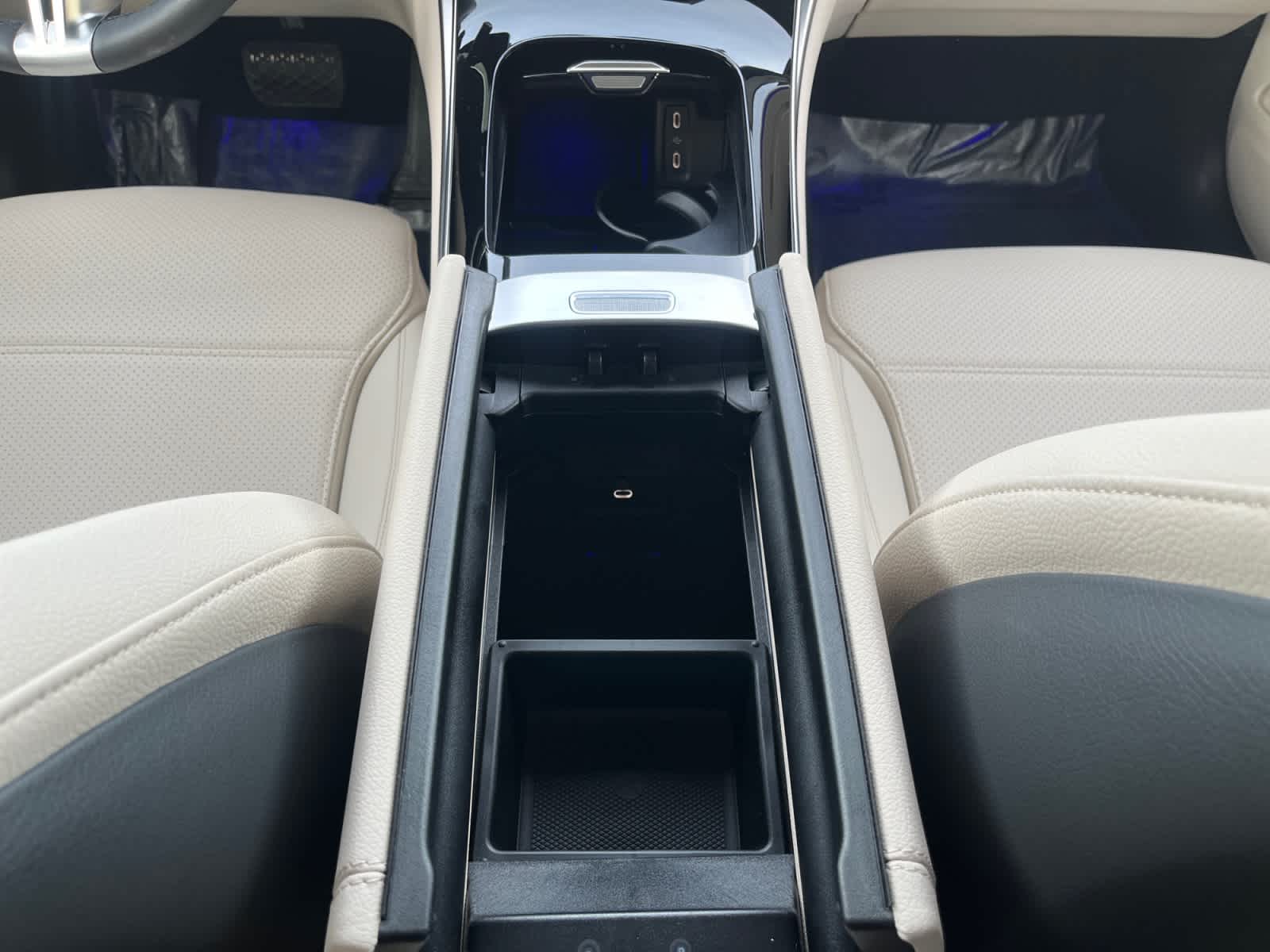 used 2025 Mercedes-Benz GLC 300 car, priced at $54,998