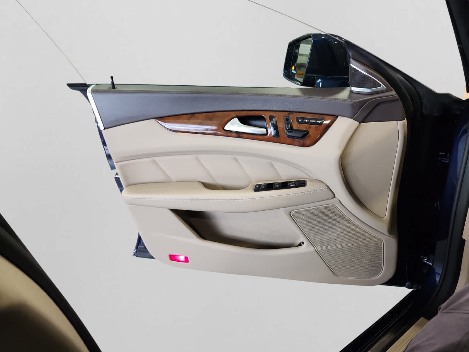 used 2014 Mercedes-Benz CLS 550 car, priced at $13,397