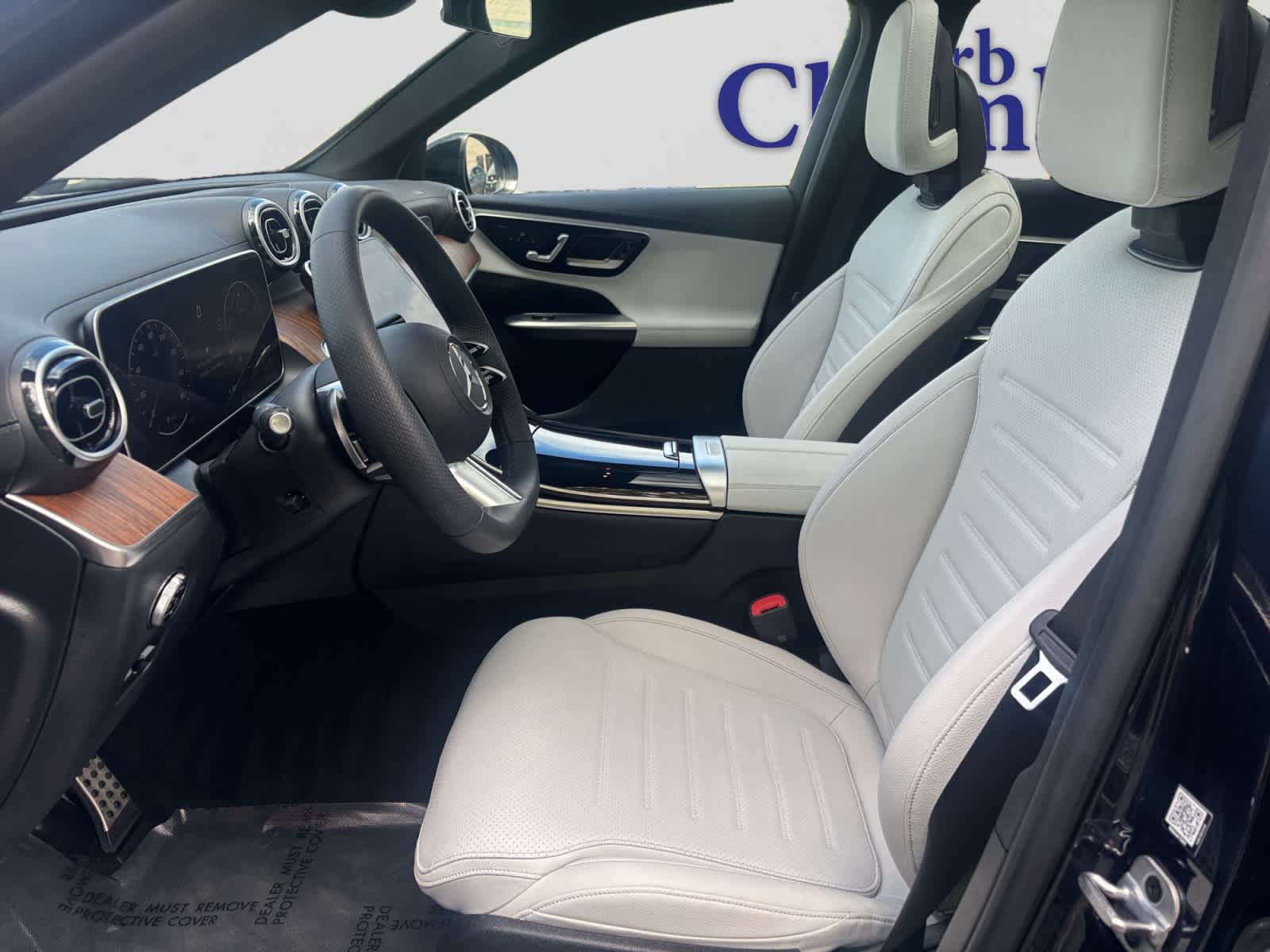 used 2023 Mercedes-Benz GLC 300 car, priced at $39,998