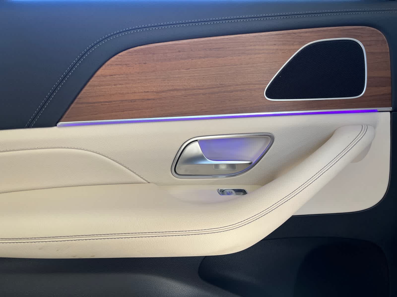 used 2022 Mercedes-Benz GLE 350 car, priced at $38,999