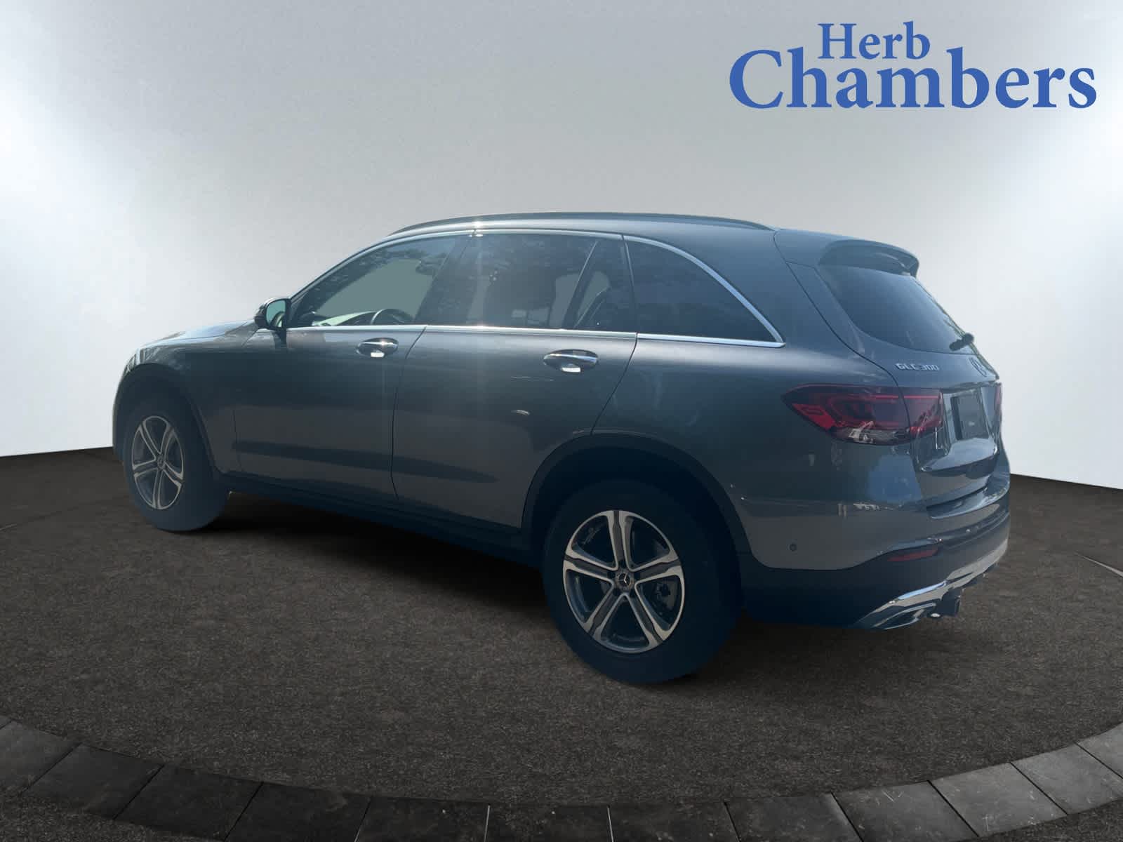 2022 Mercedes Benz GLC 300 4MATIC photo 3